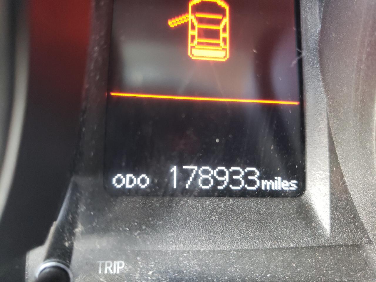 Photo 8 from auction – 2014 TOYOTA COROLLA L with VIN 5YFBURHE1EP154098