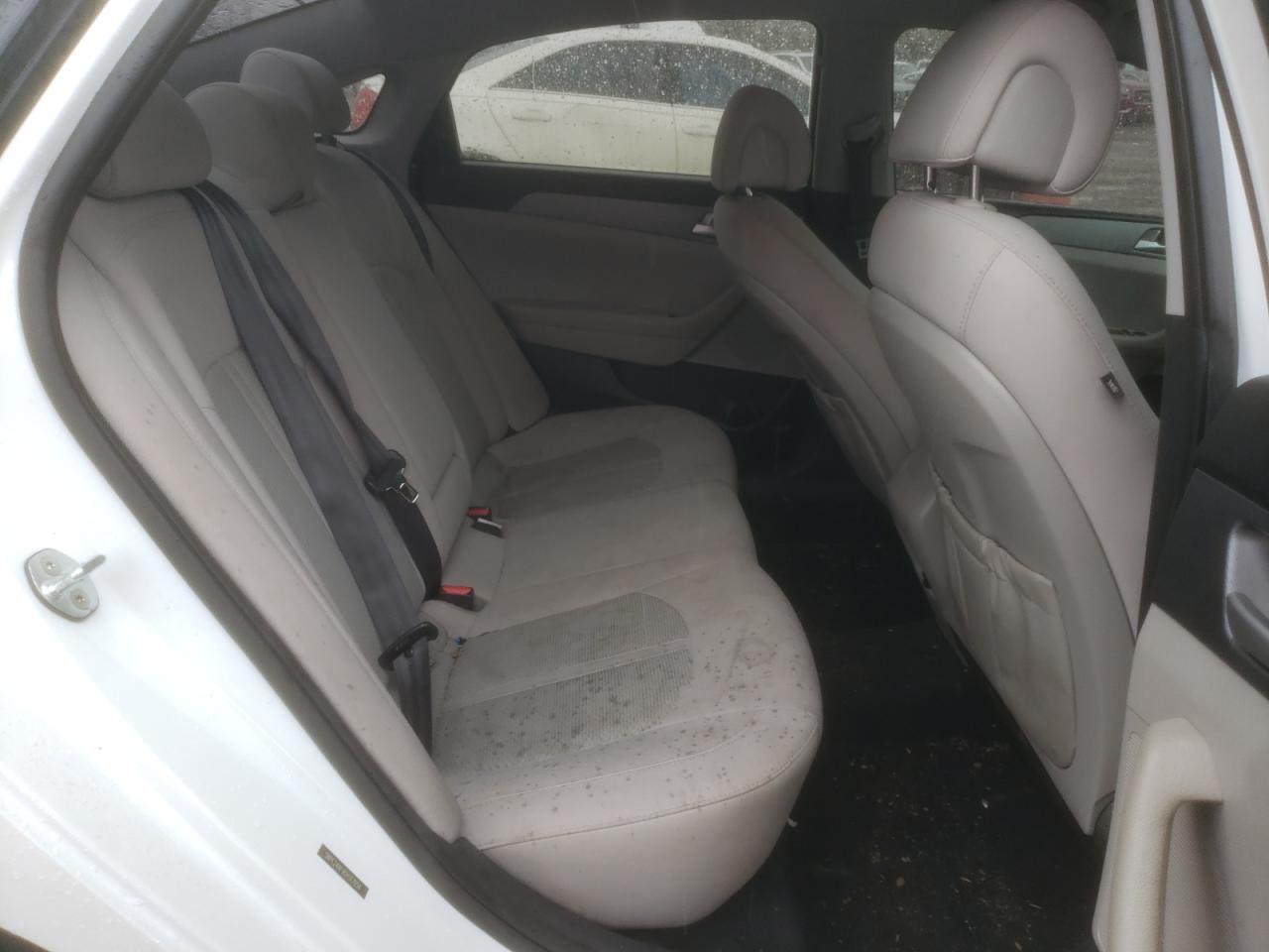 Photo 6 from auction – 2016 HYUNDAI SONATA SE with VIN 5NPE24AF9GH317654