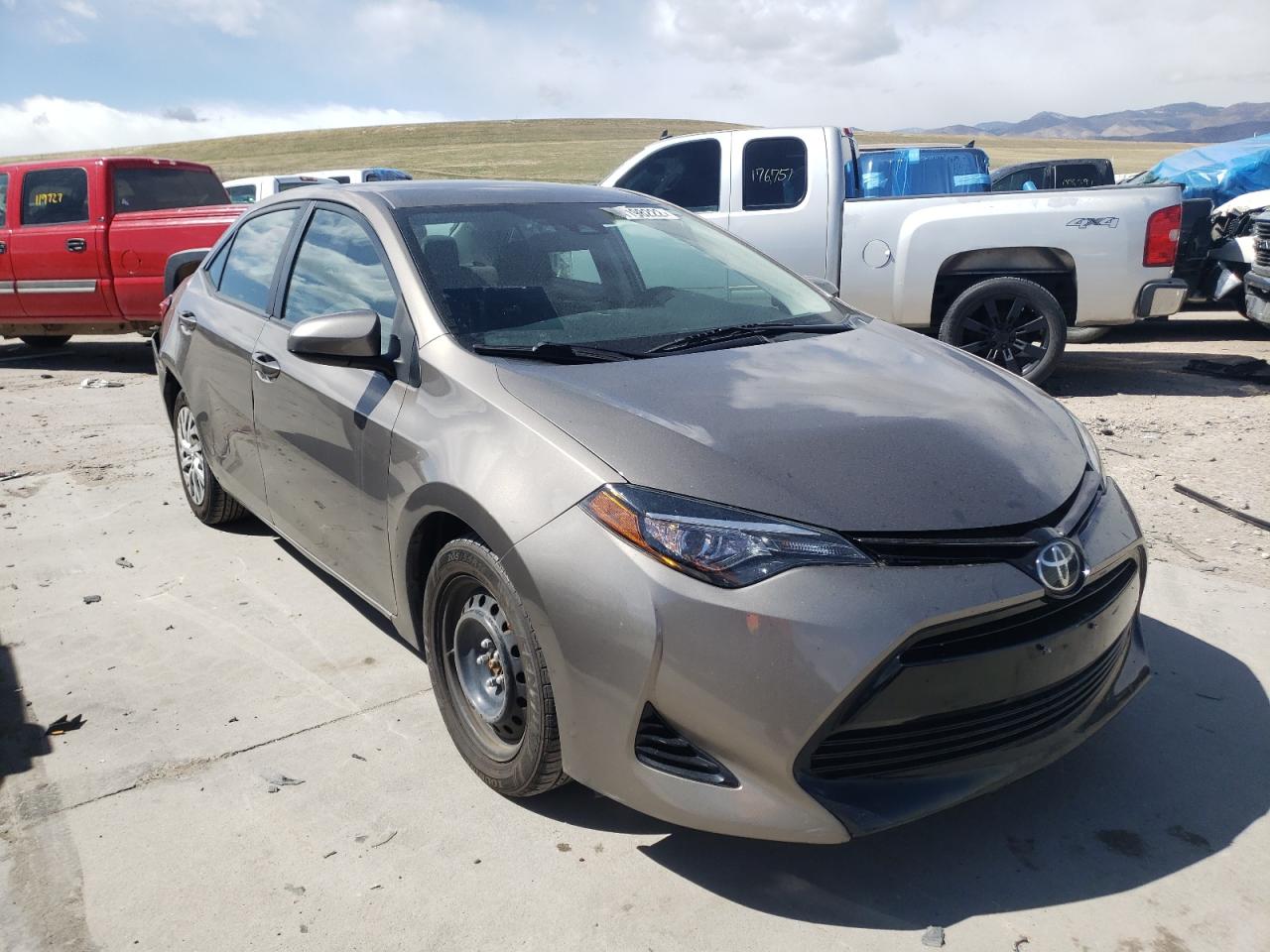 TOYOTA COROLLA L 2017 with VIN 5YFBURHE4HP639839 - Photo from auction