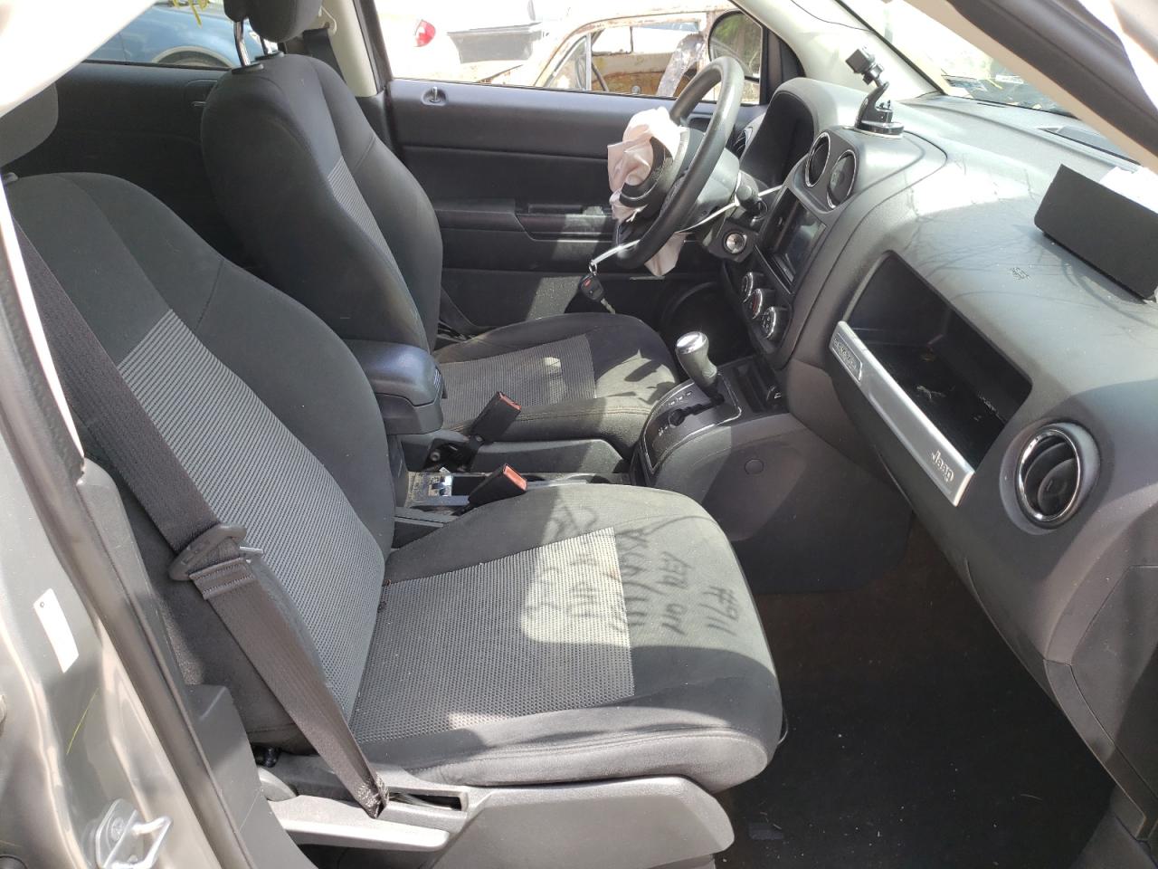 Photo 5 from auction – 2015 JEEP COMPASS SP with VIN 1C4NJDBB5FD162927