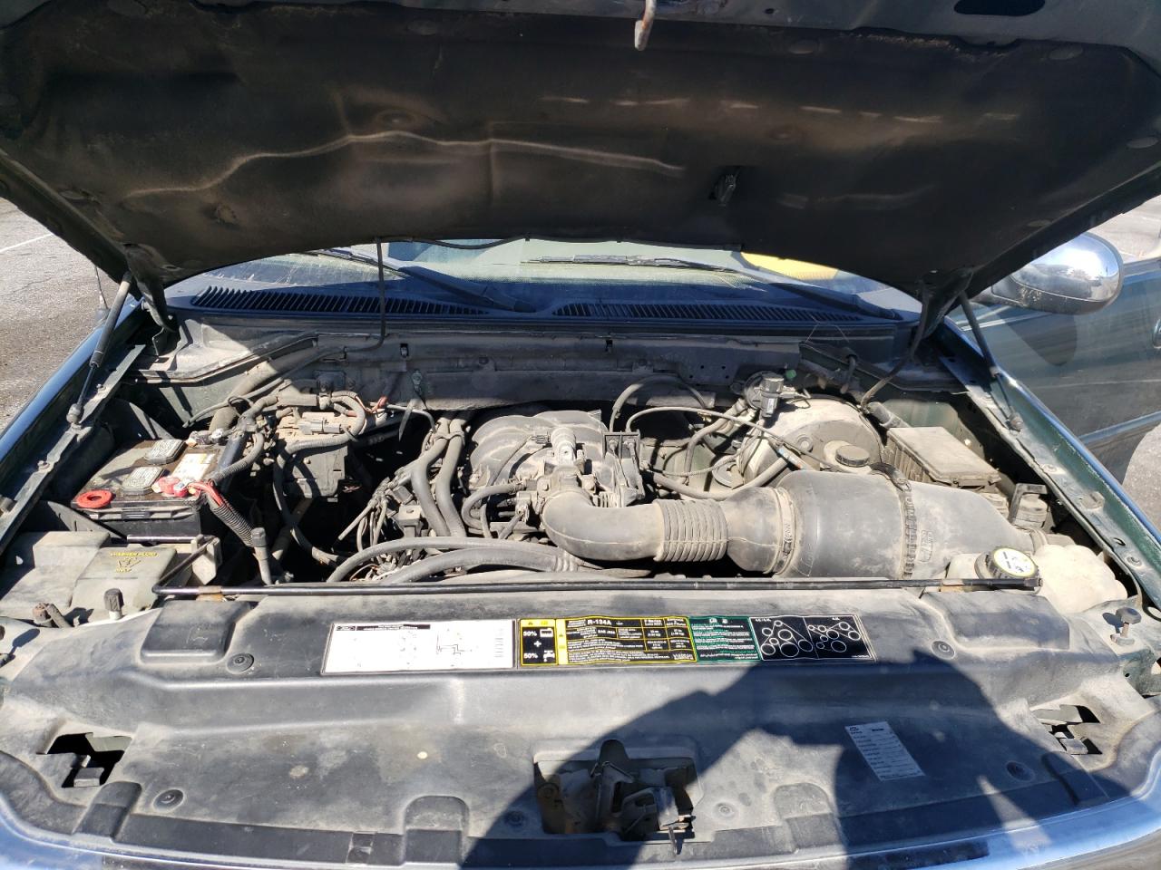 Photo 7 from auction – 2002 FORD F150 with VIN 1FTRX17282NB24121