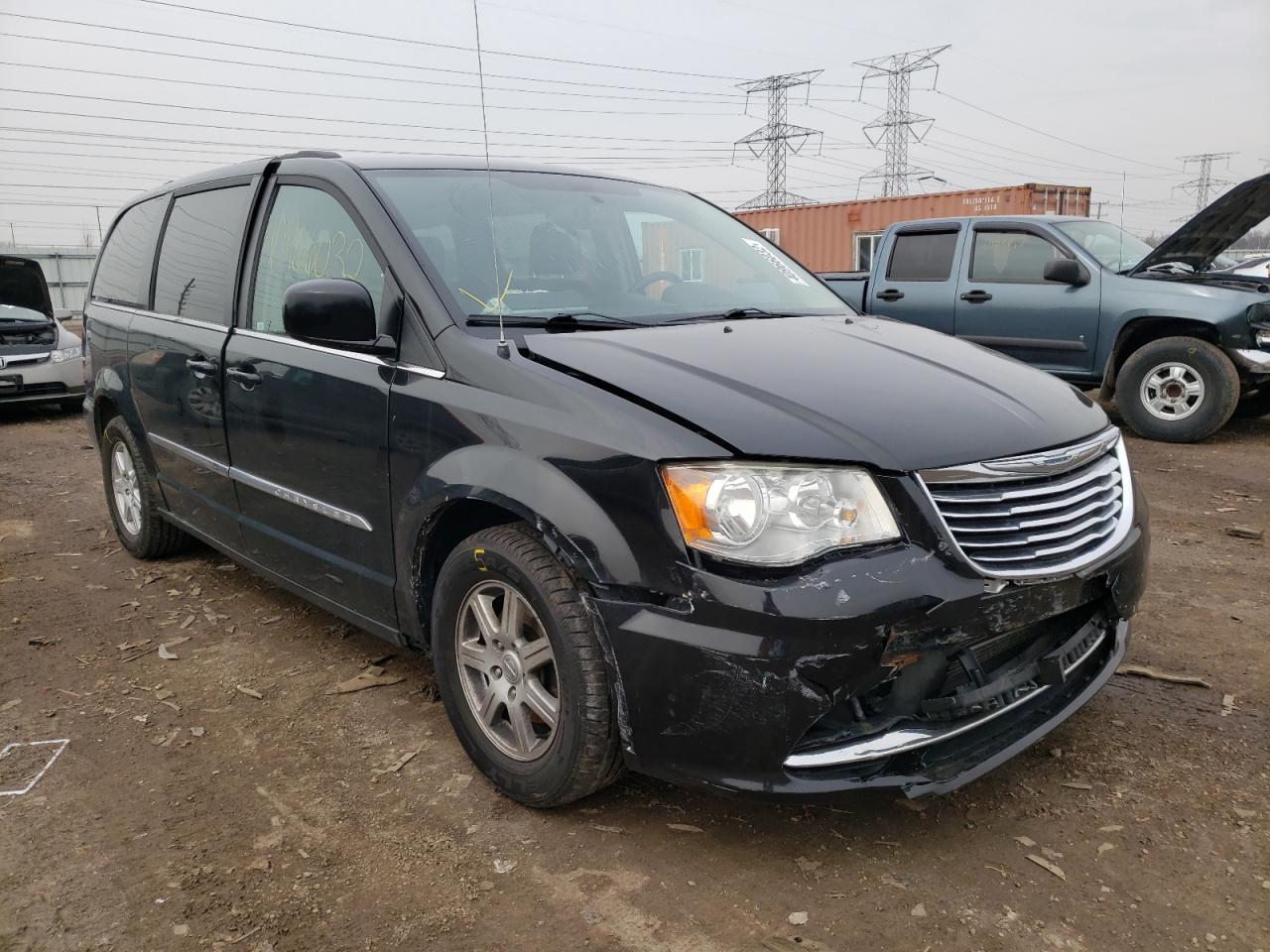 CHRYSLER TOWN & COU 2011 with VIN 2A4RR5DG0BR733492 - Photo from auction
