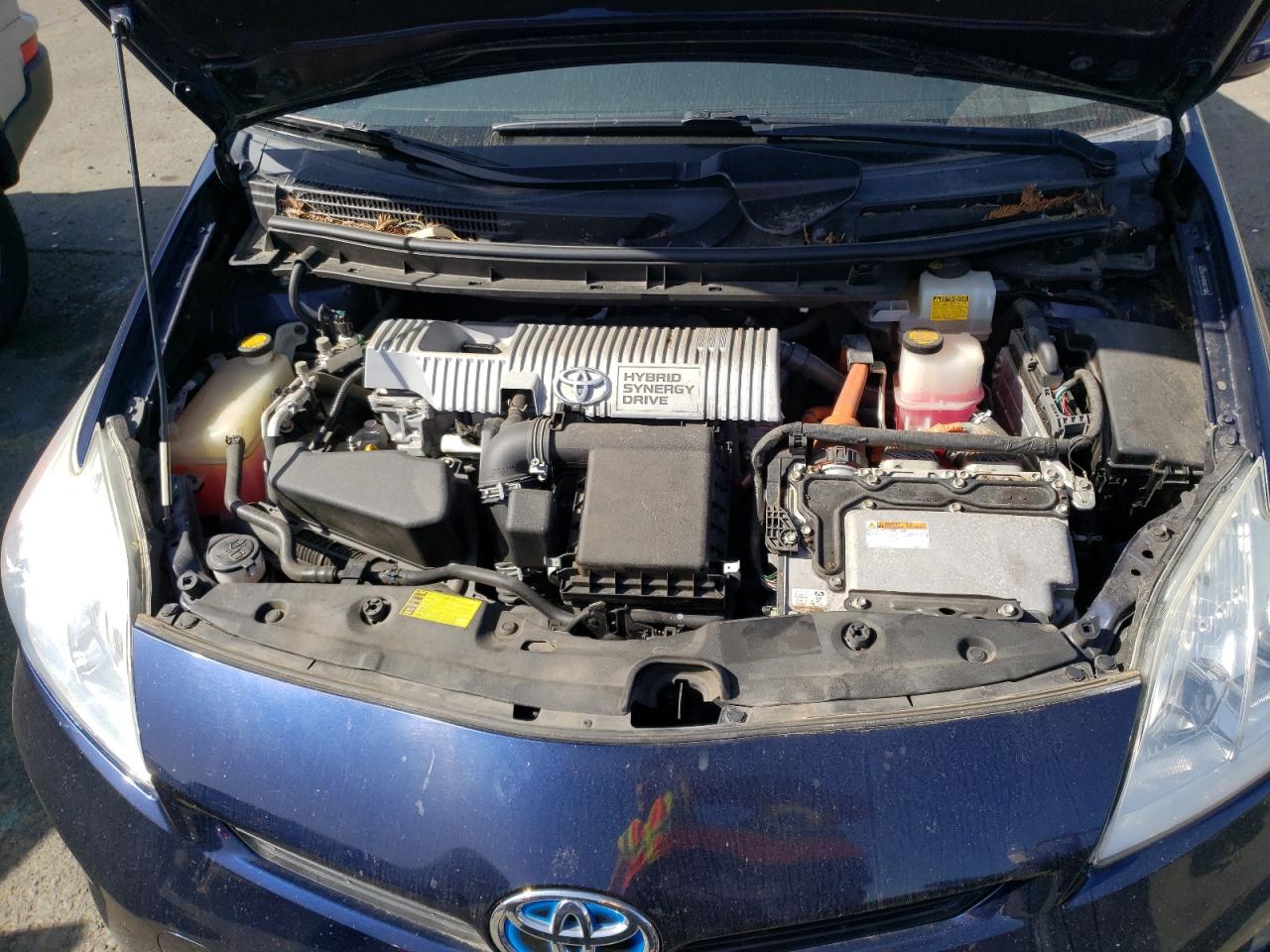 Photo 7 from auction – 2012 TOYOTA PRIUS with VIN JTDKN3DU4C1480325