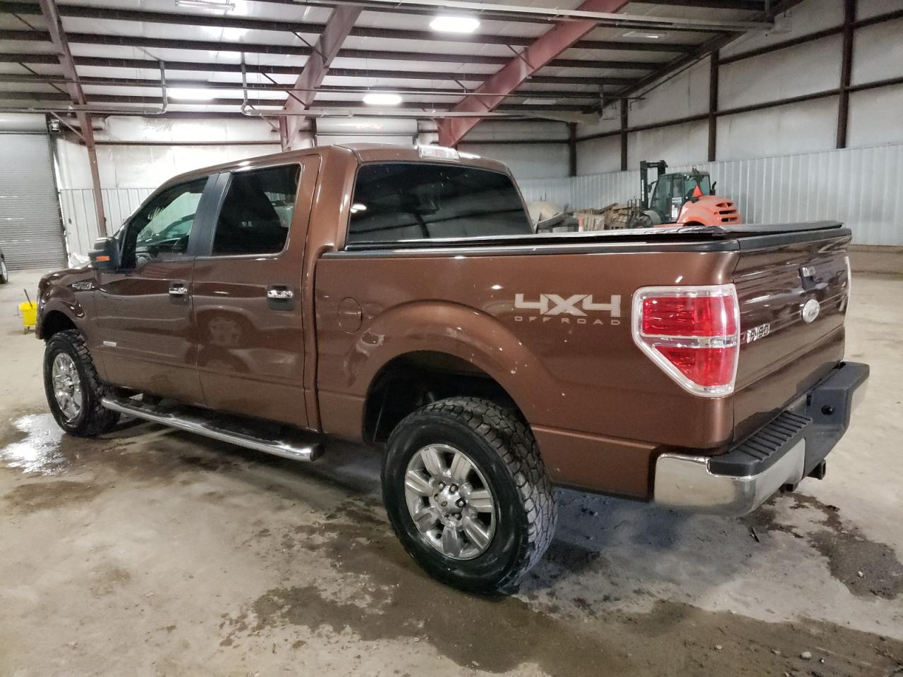 Photo 3 from auction – 2011 FORD F150 SUPER with VIN 1FTFW1ET1BFC12391