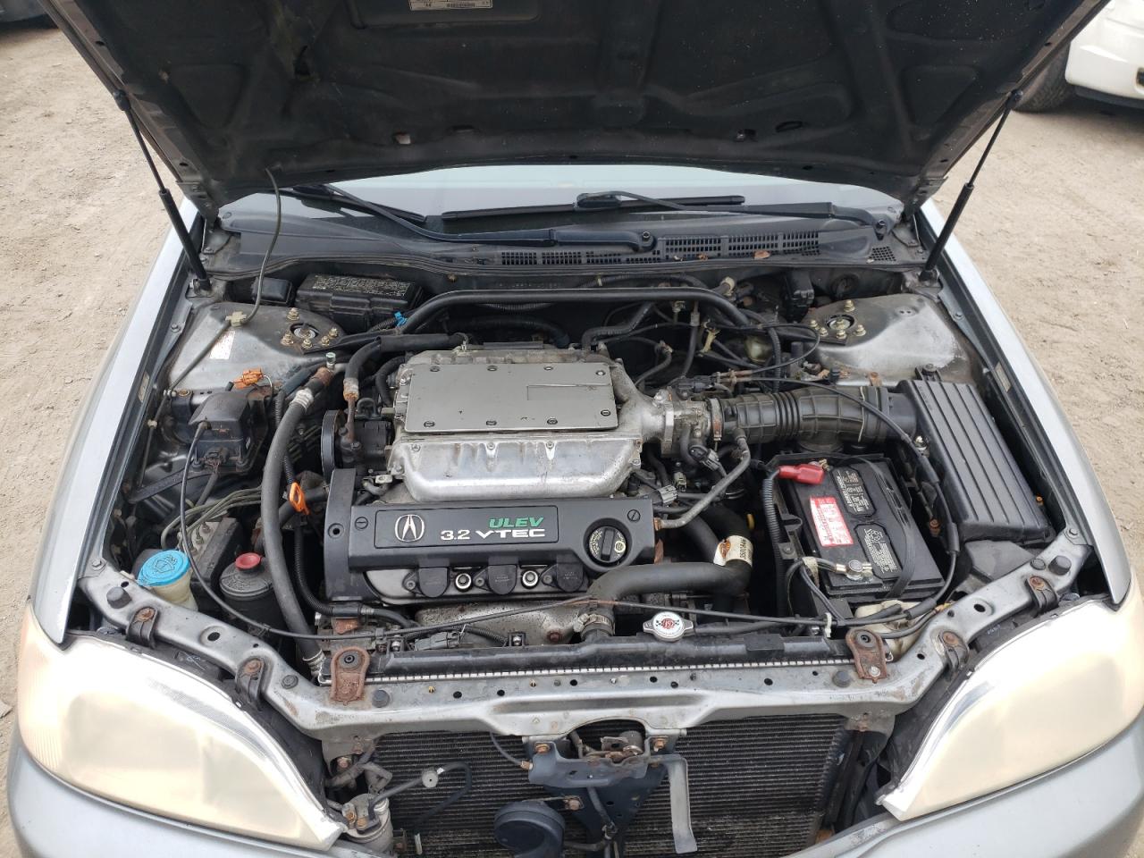 Photo 7 from auction – 2000 ACURA 3.2TL with VIN 19UUA5679YA016821
