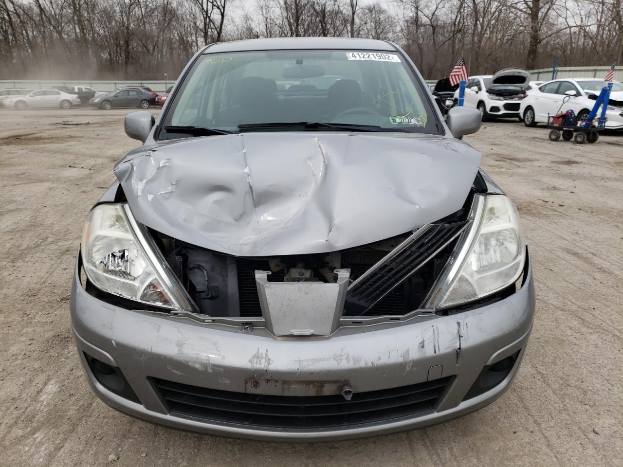 Photo 9 from auction – 2009 NISSAN VERSA S with VIN 3N1BC11E29L362950