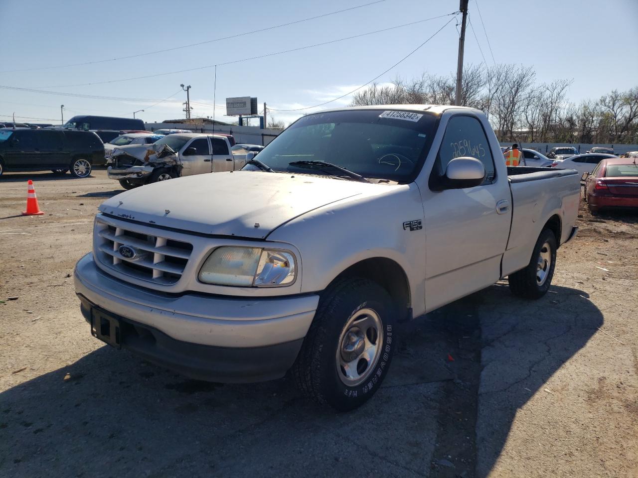 Photo 2 from auction – 2001 FORD F150 with VIN 1FTZF17251KC08769