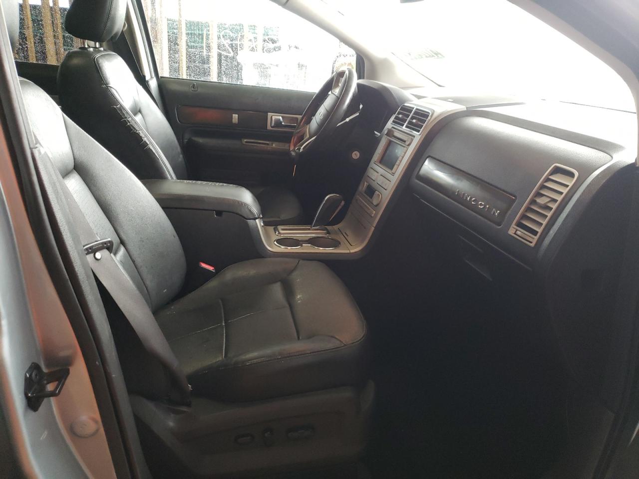 Photo 5 from auction – 2007 LINCOLN MKX with VIN 2LMDU68C07BJ11910
