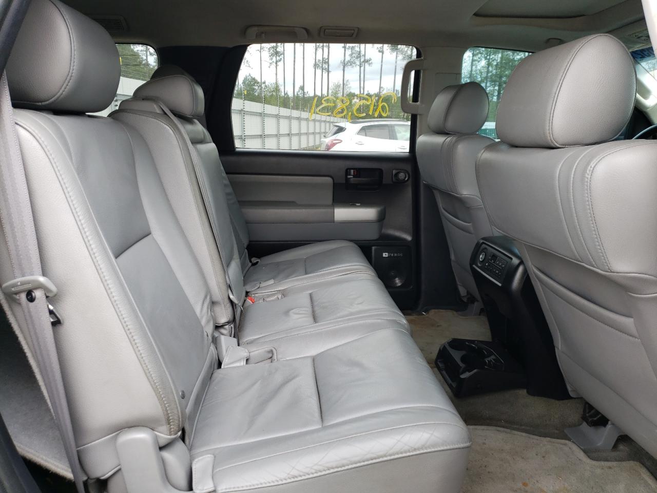Photo 6 from auction – 2008 TOYOTA SEQUOIA with VIN 5TDZY64A18S001477