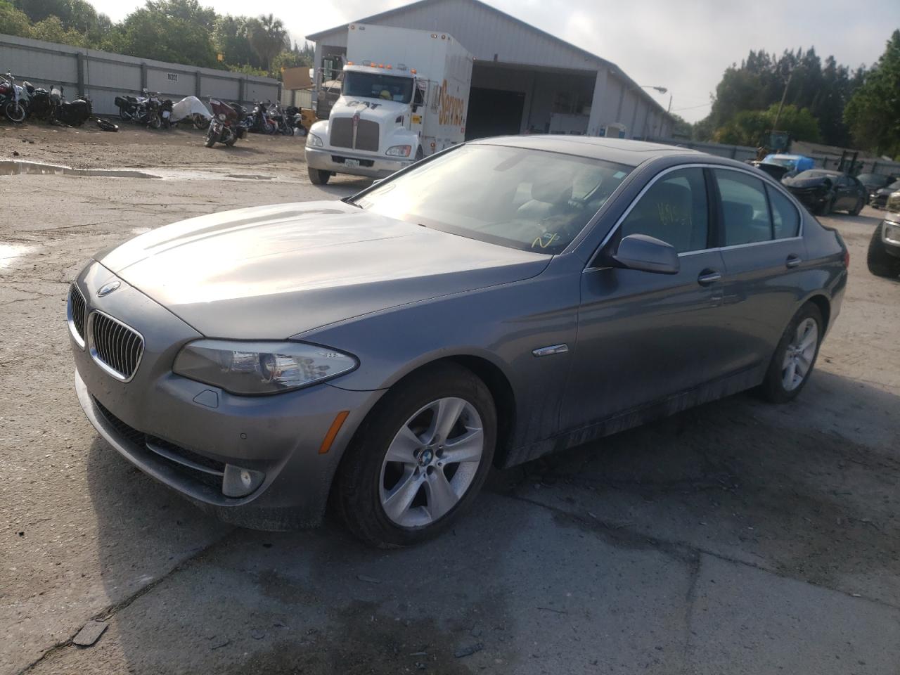 Photo 2 from auction – 2012 BMW 528 I with VIN WBAXG5C51CDW66244