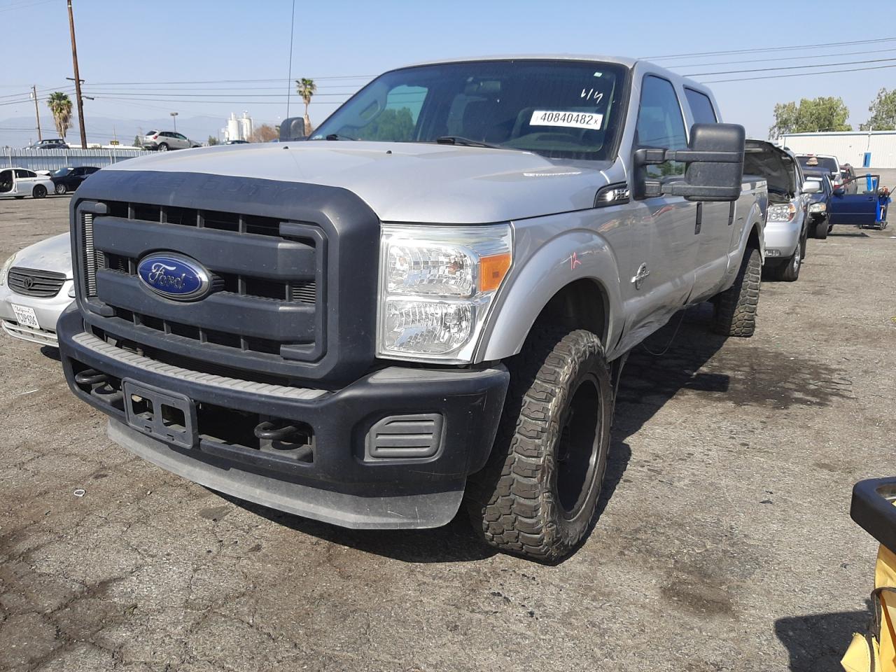 Zdjęcie 2 z aukcji – 2015 FORD F250 SUPER z VIN 1FT7W2BT2FEB63597