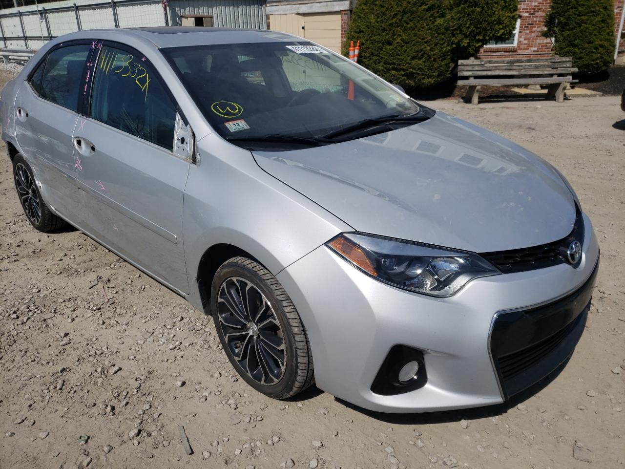 TOYOTA COROLLA L 2015 with VIN 2T1BURHE2FC259024 - Photo from auction