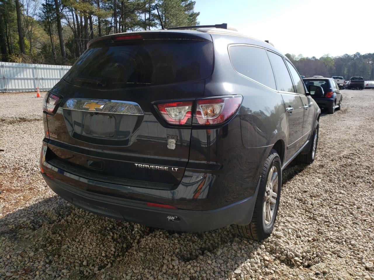 Photo 4 from auction – 2013 CHEVROLET TRAVERSE L with VIN 1GNKRJKD9DJ102229
