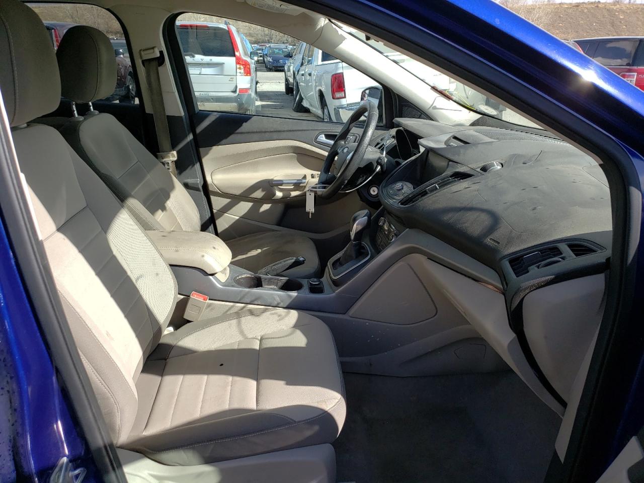 Photo 5 from auction – 2014 FORD ESCAPE SE with VIN 1FMCU9GX3EUB30665