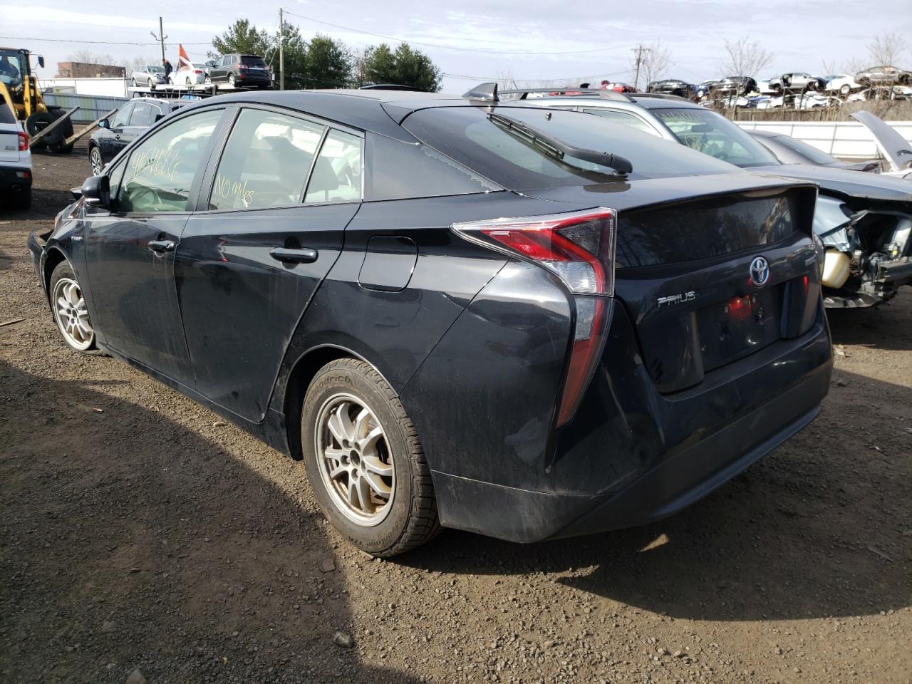 Photo 3 from auction – 2016 TOYOTA PRIUS with VIN JTDKARFUXG3517660