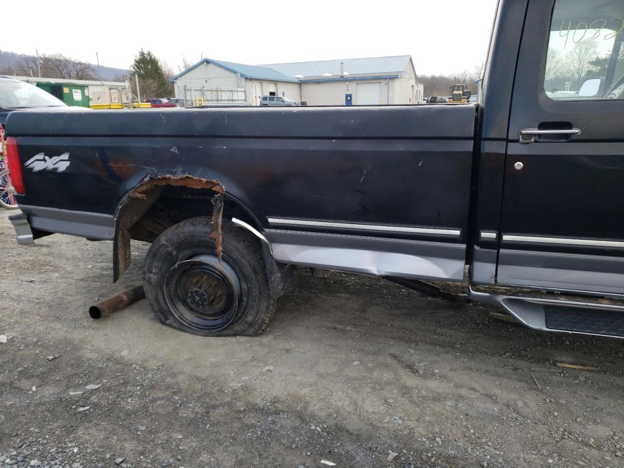 Photo 9 from auction – 1997 FORD F250 with VIN 1FTHF26F7VEC02787