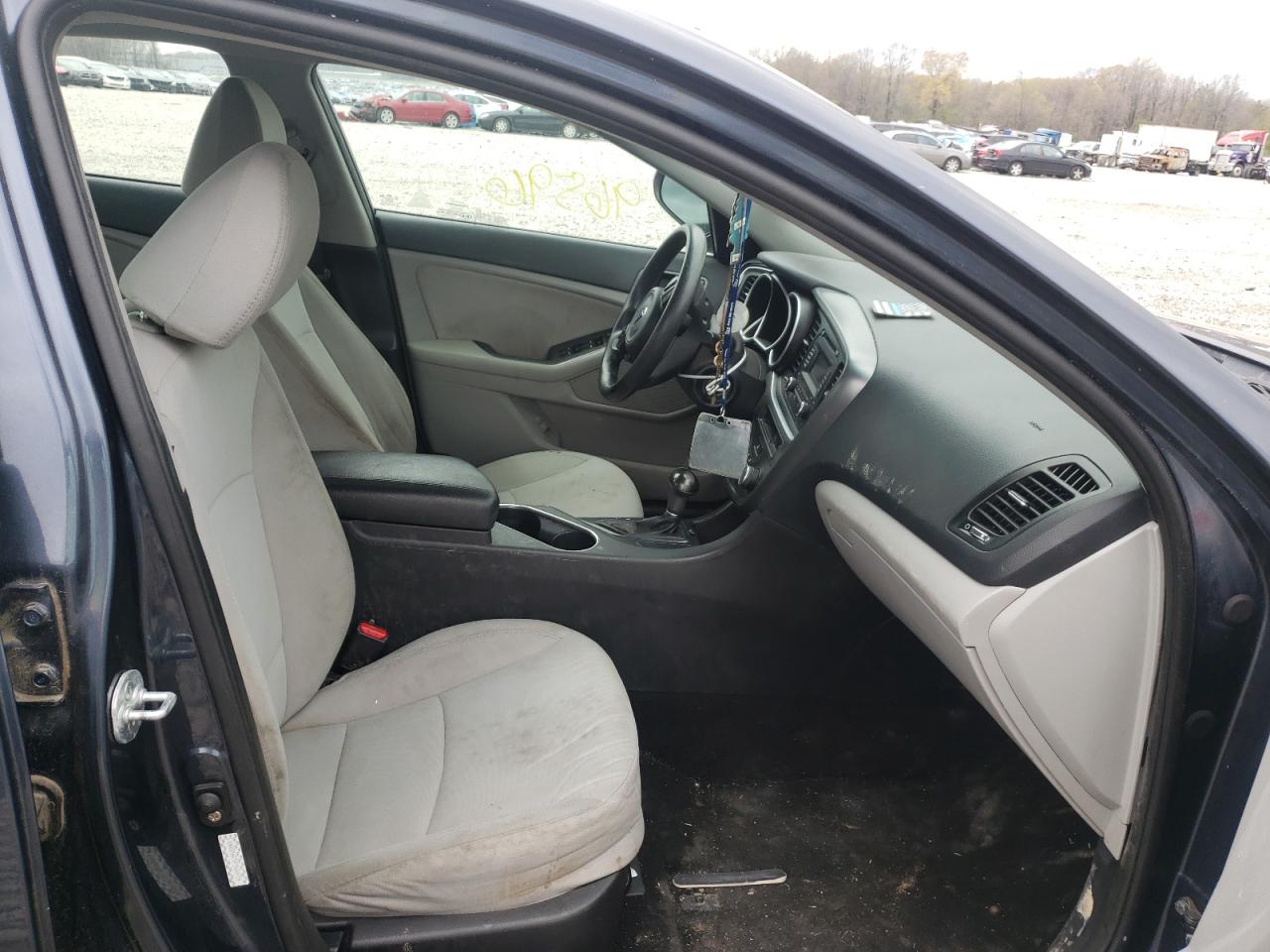Фото 5 с аукциона – 2015 KIA OPTIMA LX с VIN KNAGM4A70F5604954