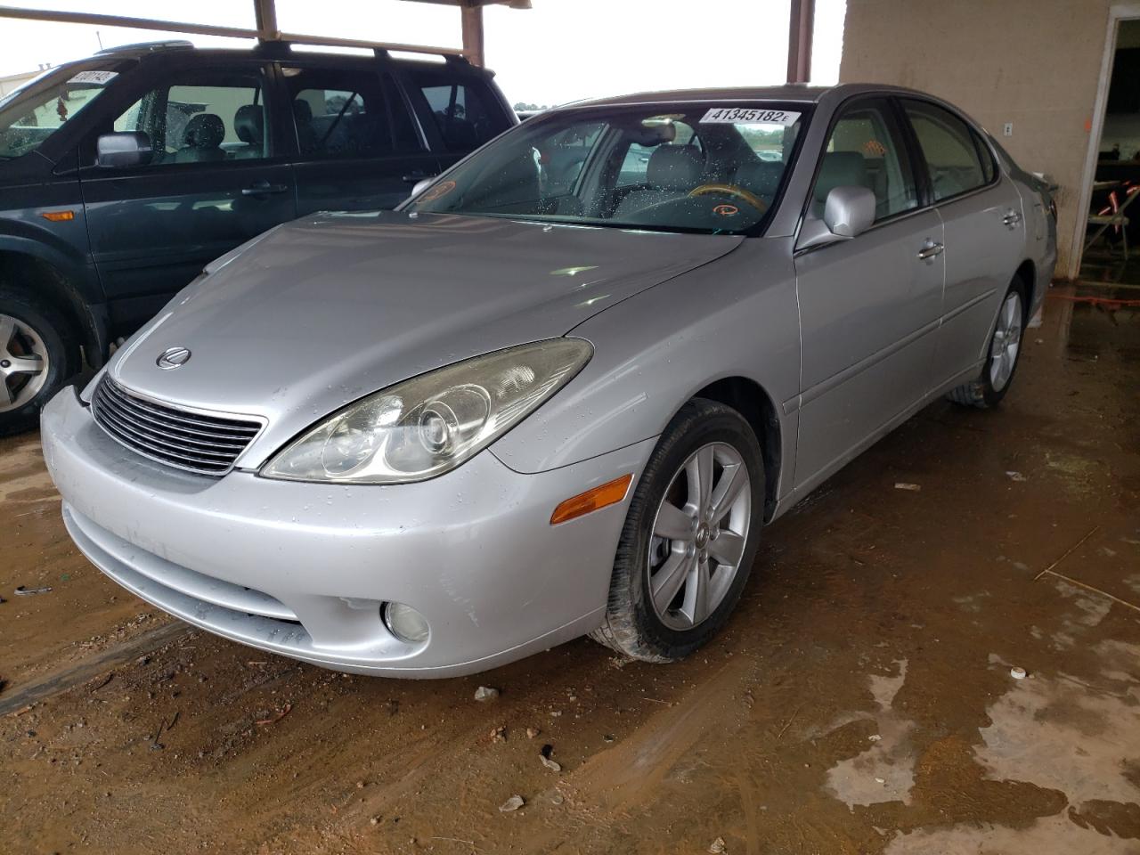 Photo 2 from auction – 2005 LEXUS ES 330 with VIN JTHBA30G655116767