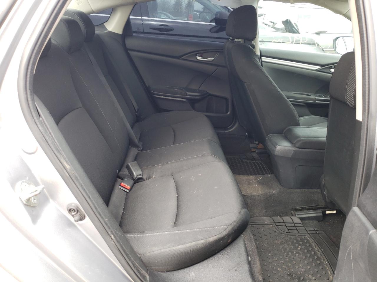 Photo 6 from auction – 2016 HONDA CIVIC LX with VIN 19XFC2F52GE030876