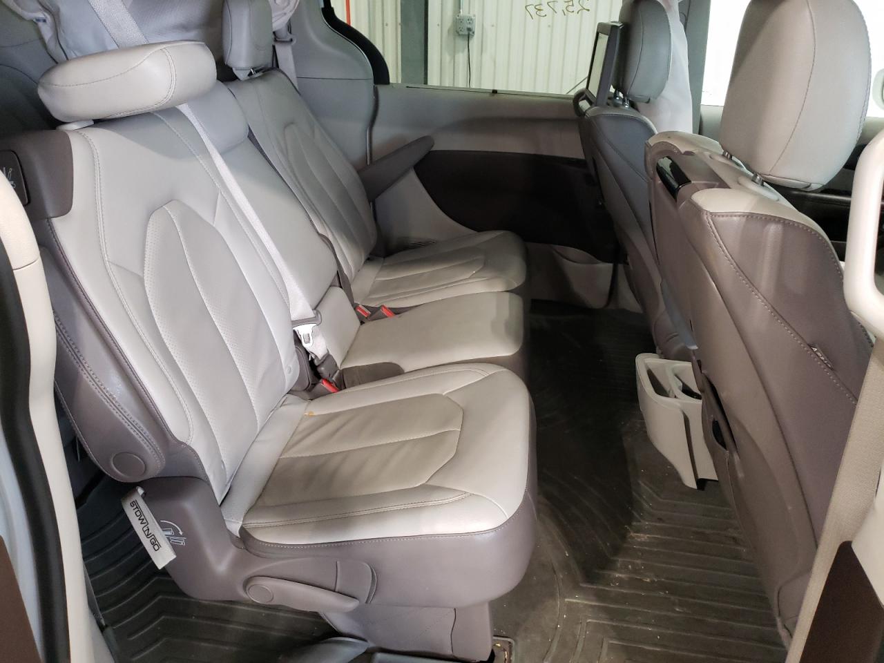 Photo 6 from auction – 2019 CHRYSLER PACIFICA T with VIN 2C4RC1EG7KR714193