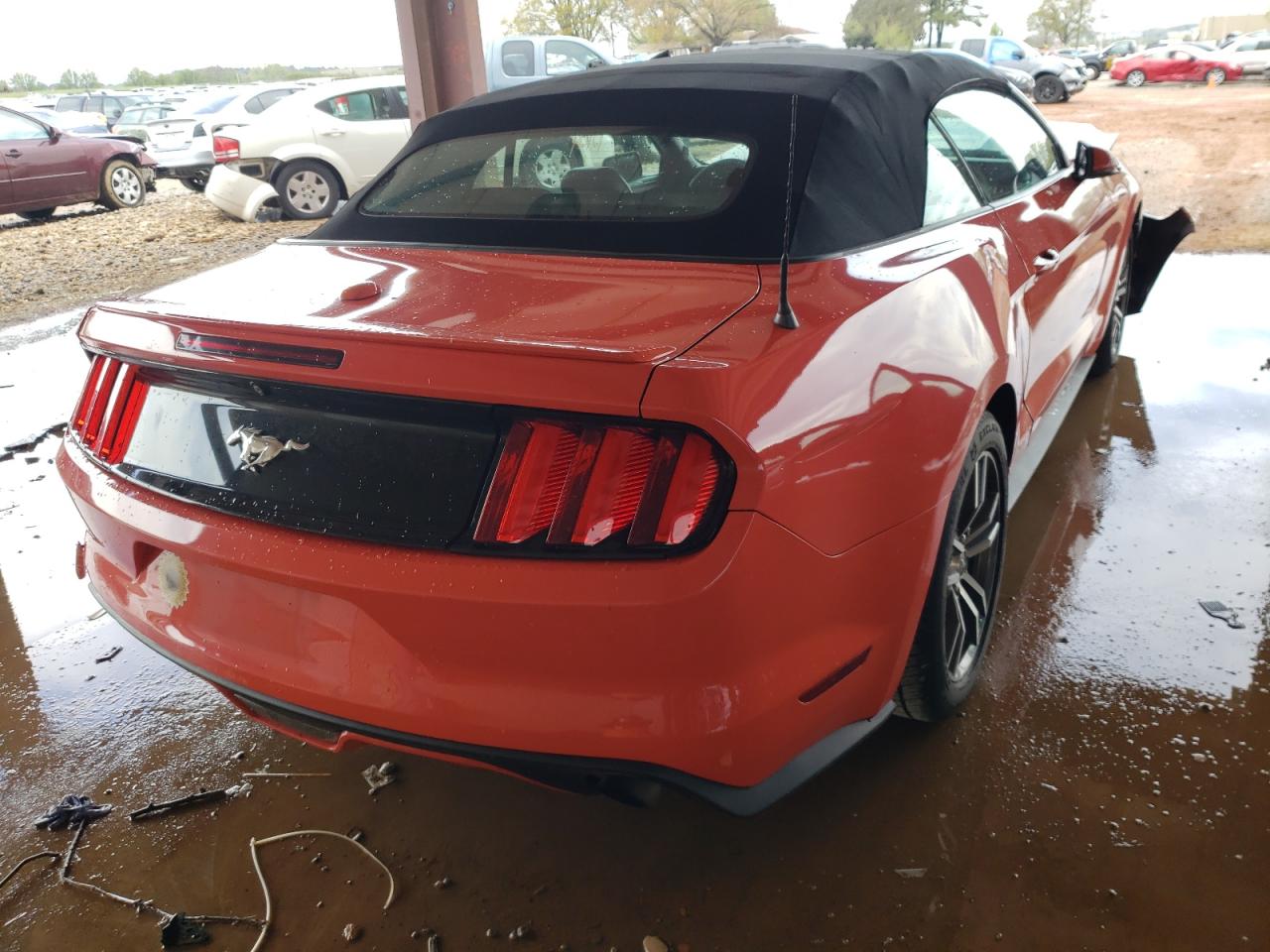 Photo 4 from auction – 2016 FORD MUSTANG with VIN 1FATP8UH6G5285152