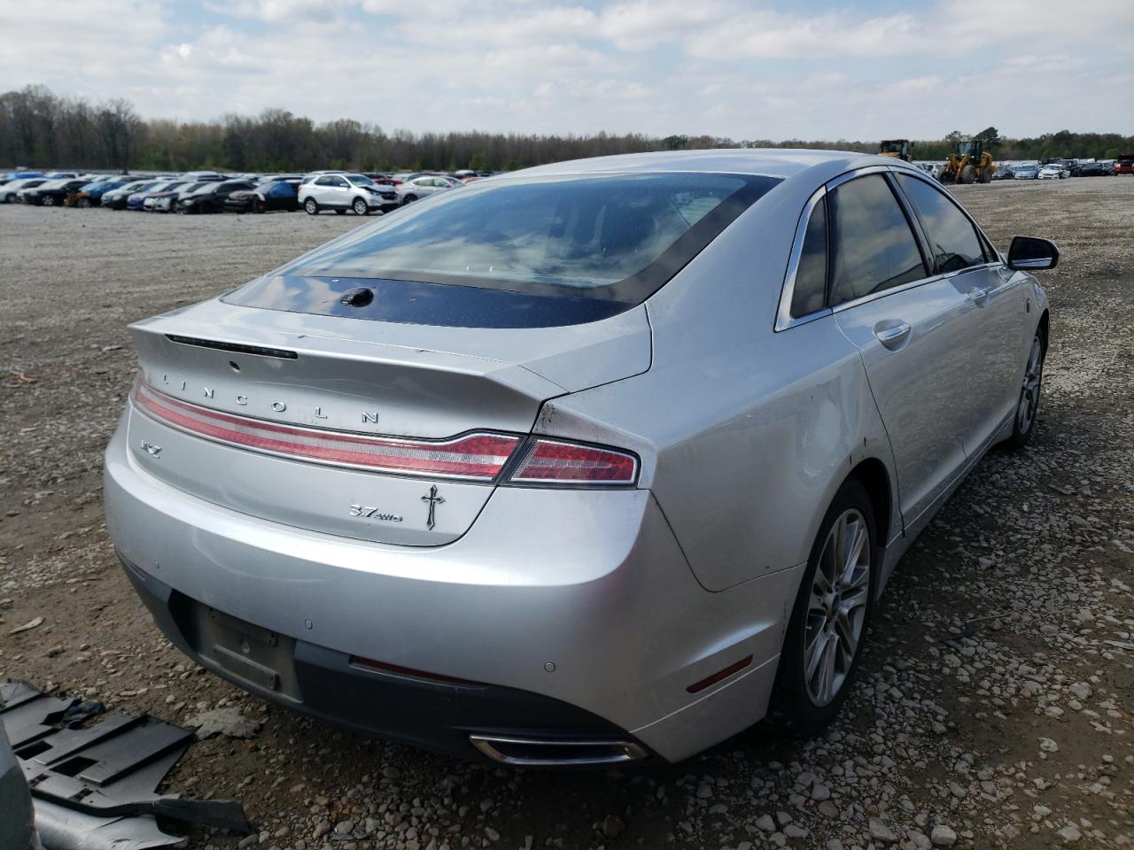 Photo 4 from auction – 2013 LINCOLN MKZ with VIN 3LN6L2JK6DR803717