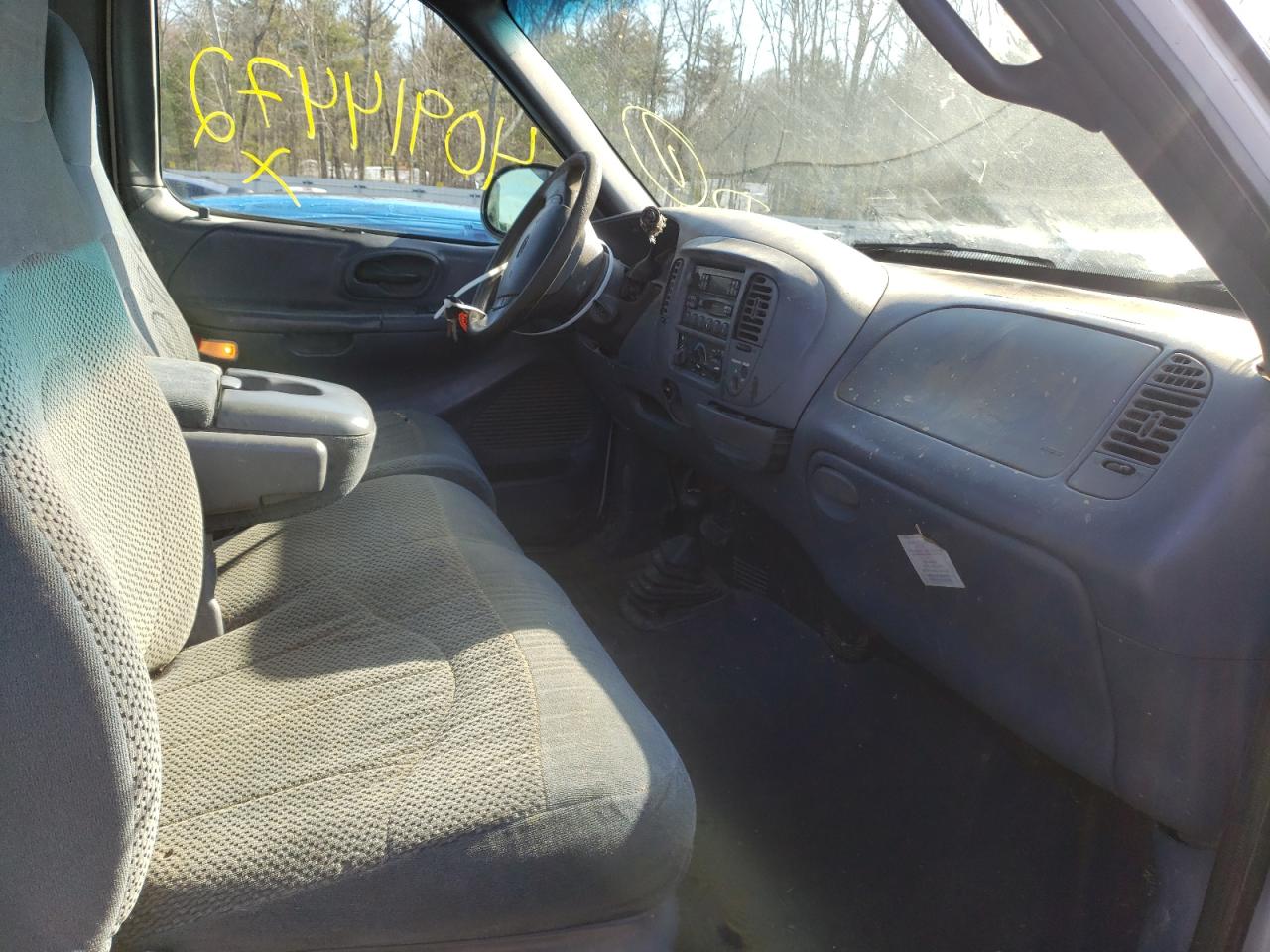 Photo 5 from auction – 1999 FORD F150 with VIN 2FTZF1826XCA10892