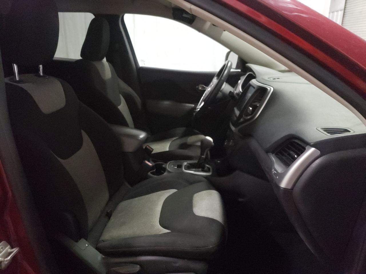 Photo 19 from auction – 2014 JEEP CHEROKEE L with VIN 1C4PJMCB9EW219110