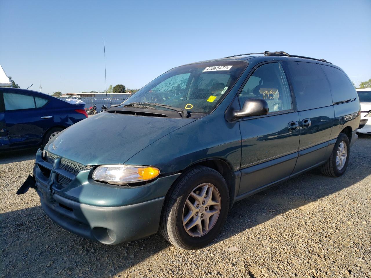 Photo 2 from auction – 2000 DODGE GRAND CARA with VIN 1B4GP54L2YB537915