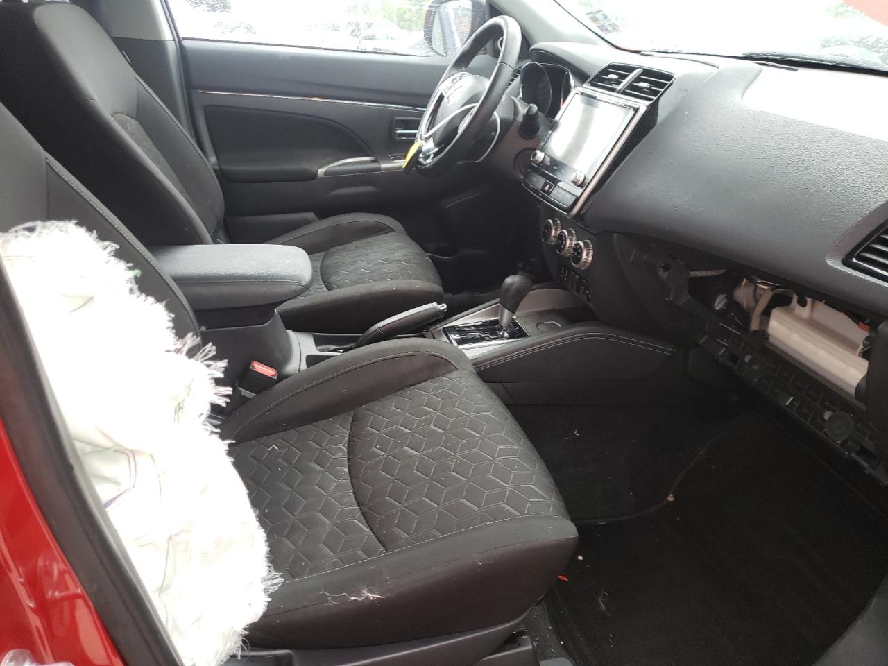 Photo 5 from auction – 2020 MITSUBISHI OUTLANDER with VIN JA4AP4AUXLU000863