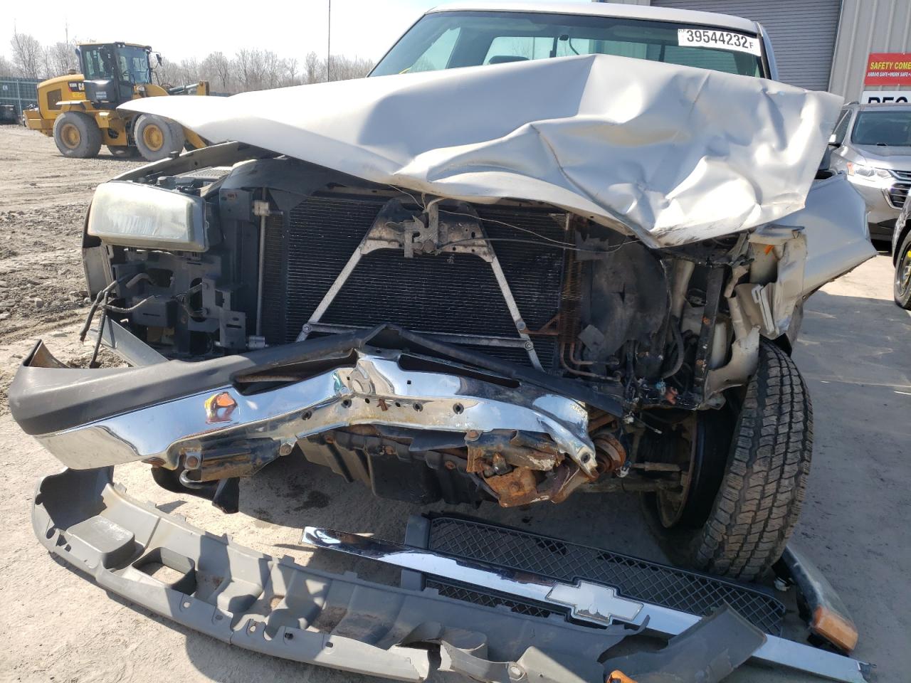 Photo 9 from auction – 2005 CHEVROLET SILVERADO with VIN 1GCEK14X75Z181243