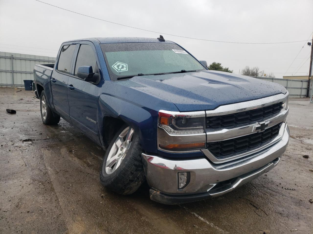 CHEVROLET SILVERADO 2017 with VIN 3GCUKRECXHG337558 - Photo from auction