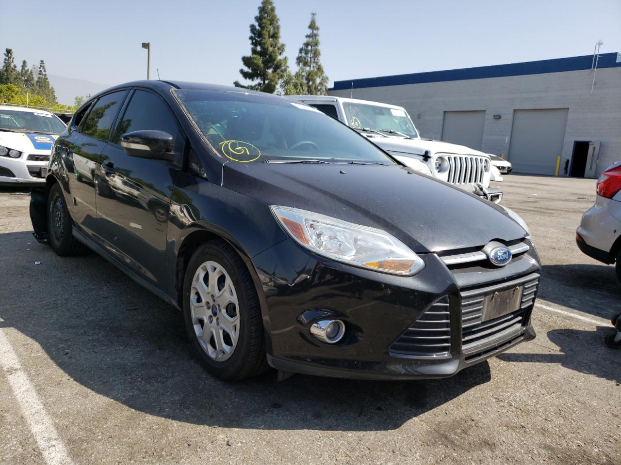 FORD FOCUS SE 2012 с VIN 1FAHP3K2XCL302449 - Фото с аукциона