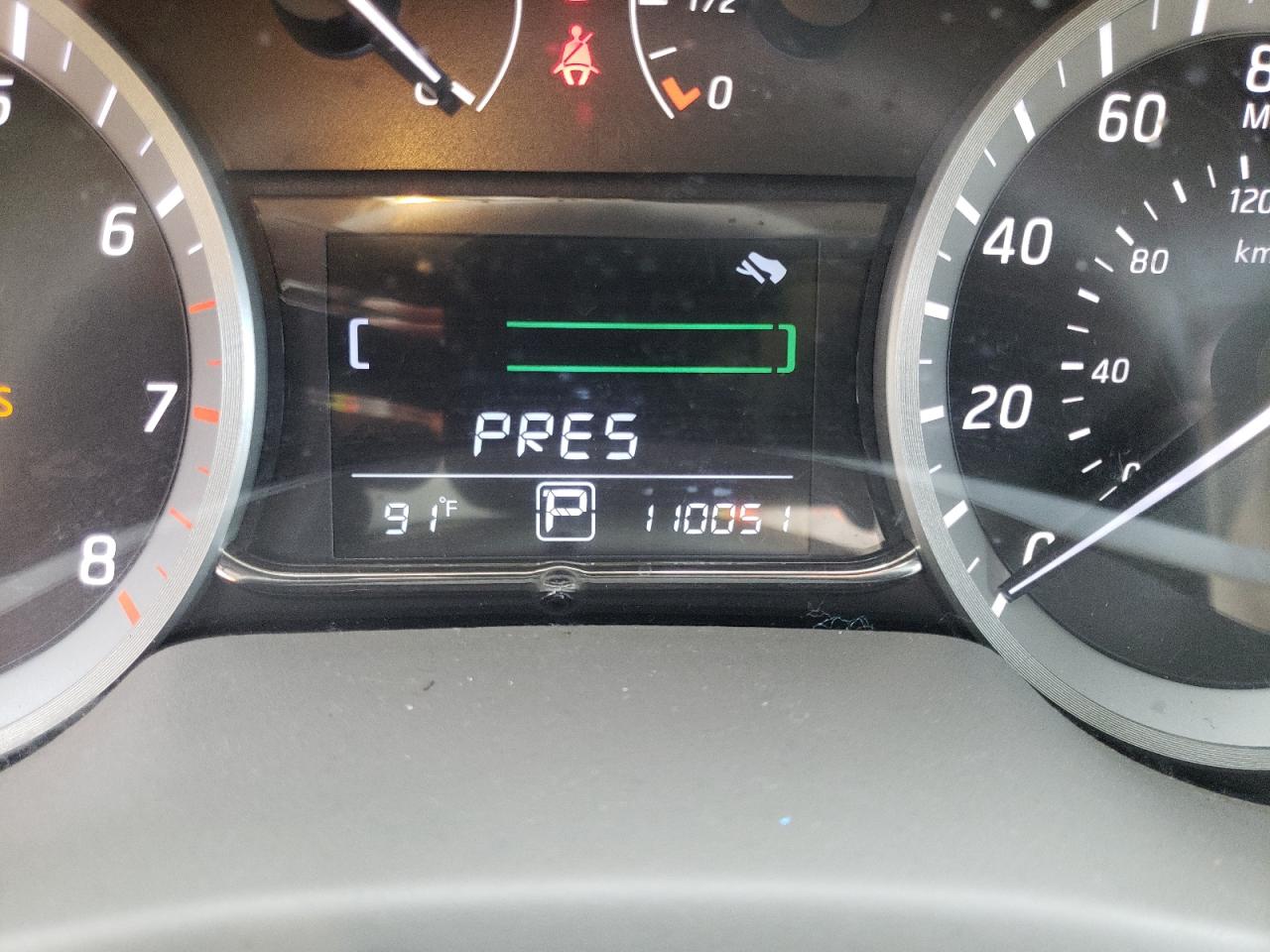 Photo 8 from auction – 2014 NISSAN SENTRA S with VIN 3N1AB7AP8EY293133