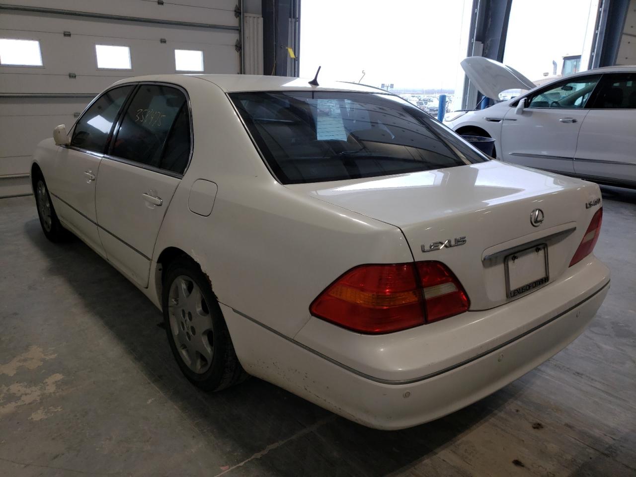 Photo 3 from auction – 2003 LEXUS LS 430 with VIN JTHBN30FX30109150