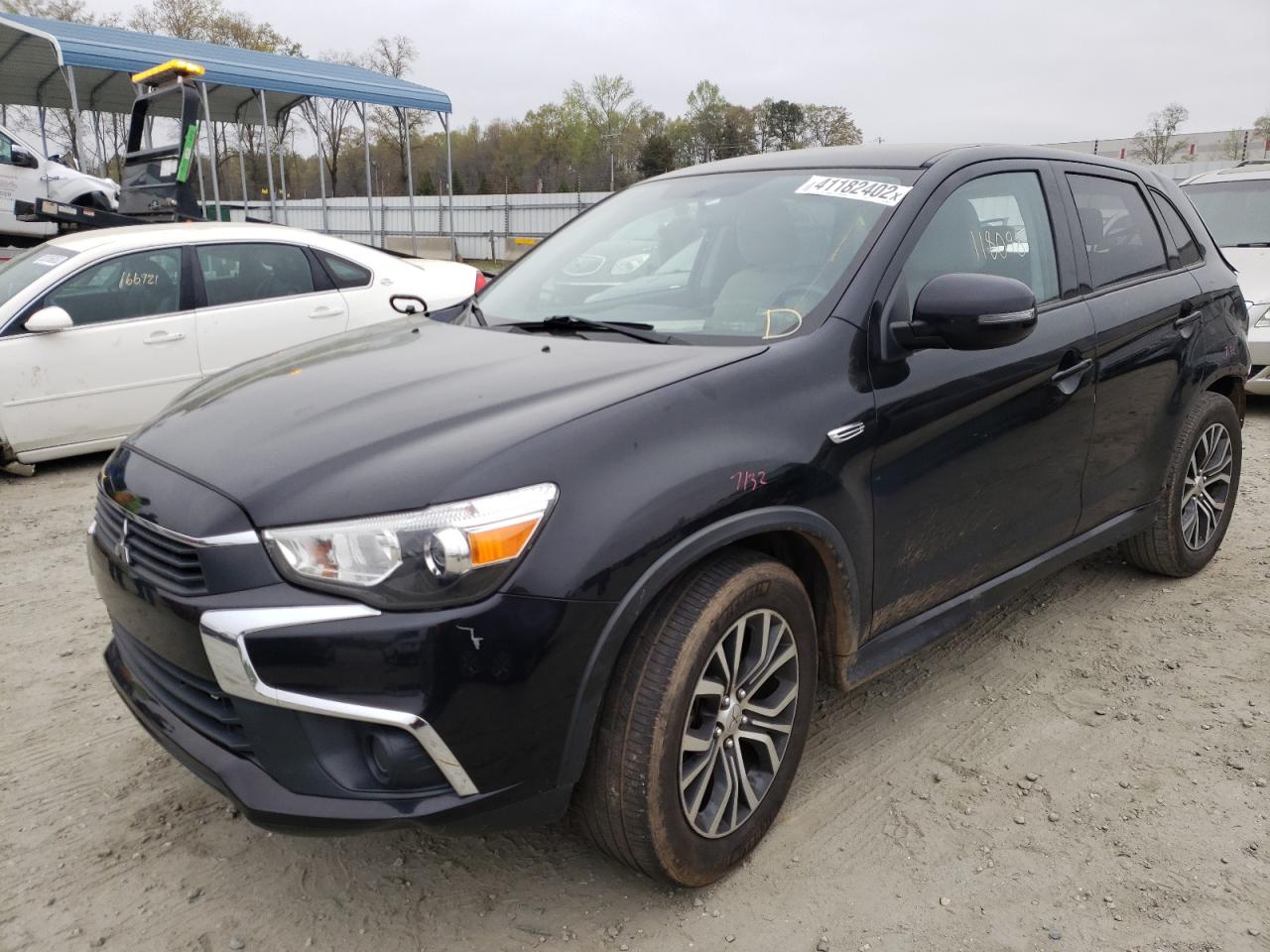 Photo 2 from auction – 2017 MITSUBISHI OUTLANDER with VIN JA4AP3AU4HZ004606