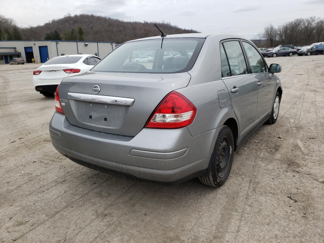 Photo 4 from auction – 2009 NISSAN VERSA S with VIN 3N1BC11E29L362950