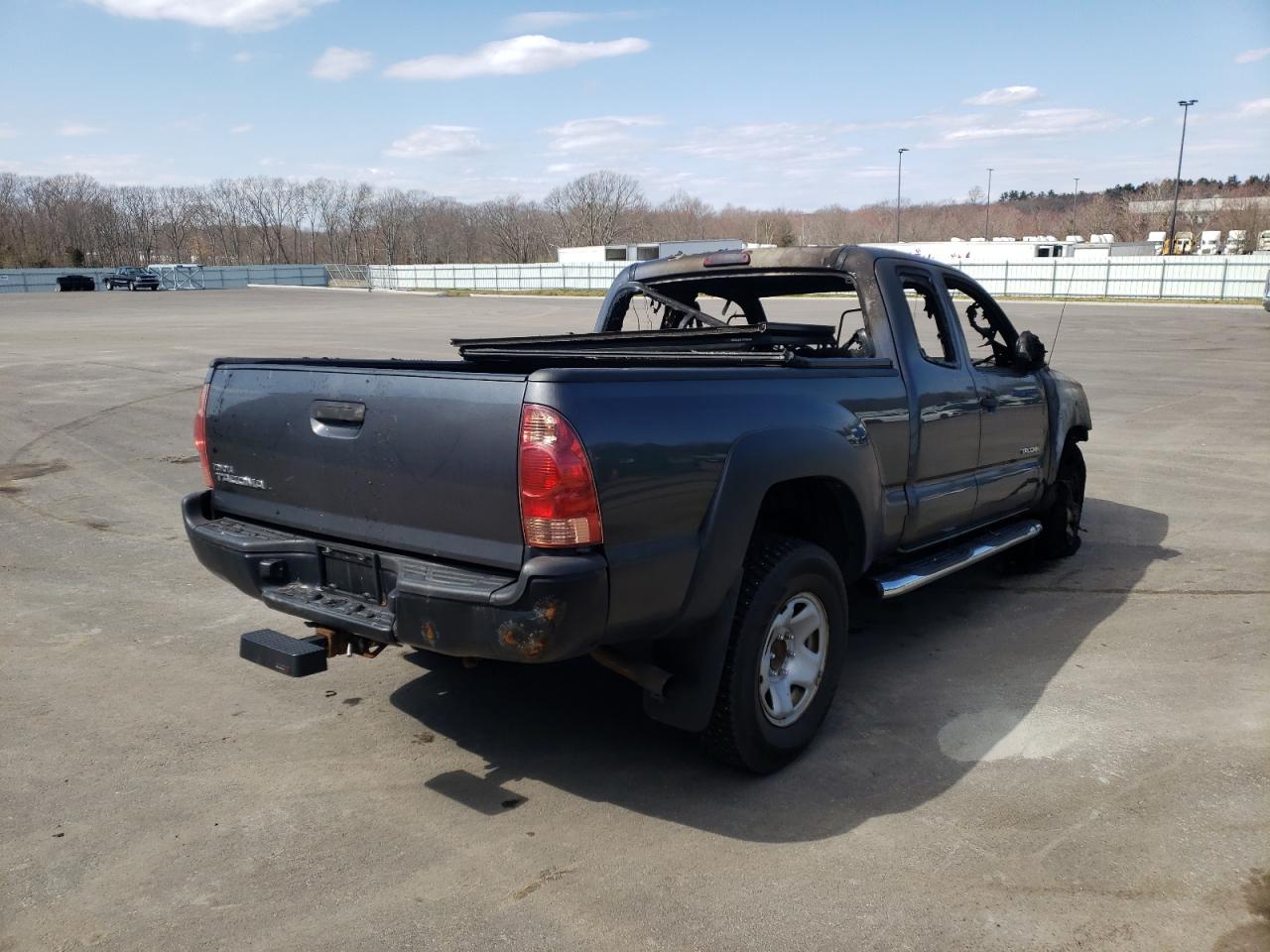 Photo 4 from auction – 2015 TOYOTA TACOMA ACC with VIN 5TFUX4EN3FX033583