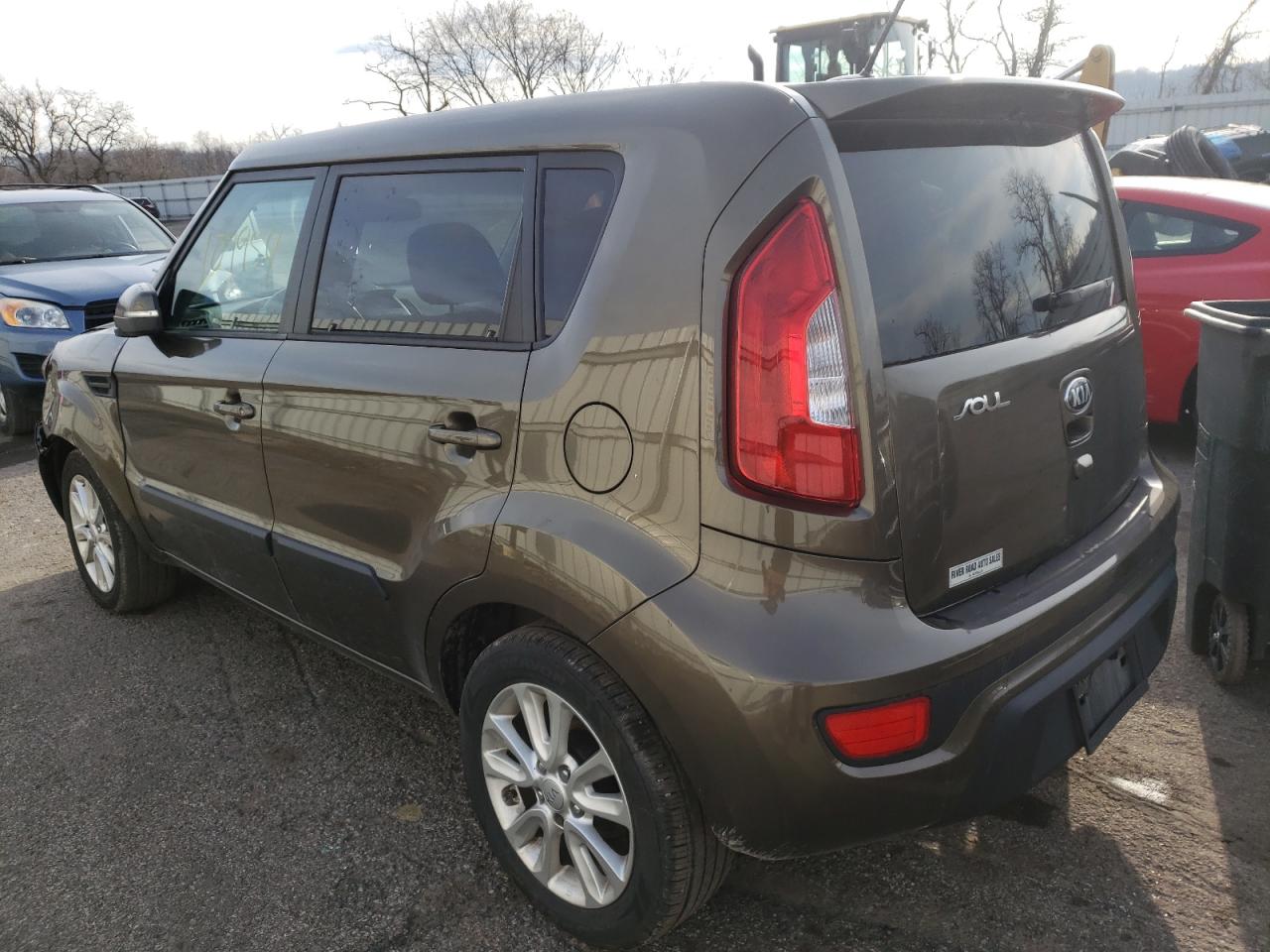 Photo 3 from auction – 2013 KIA SOUL + with VIN KNDJT2A6XD7489031