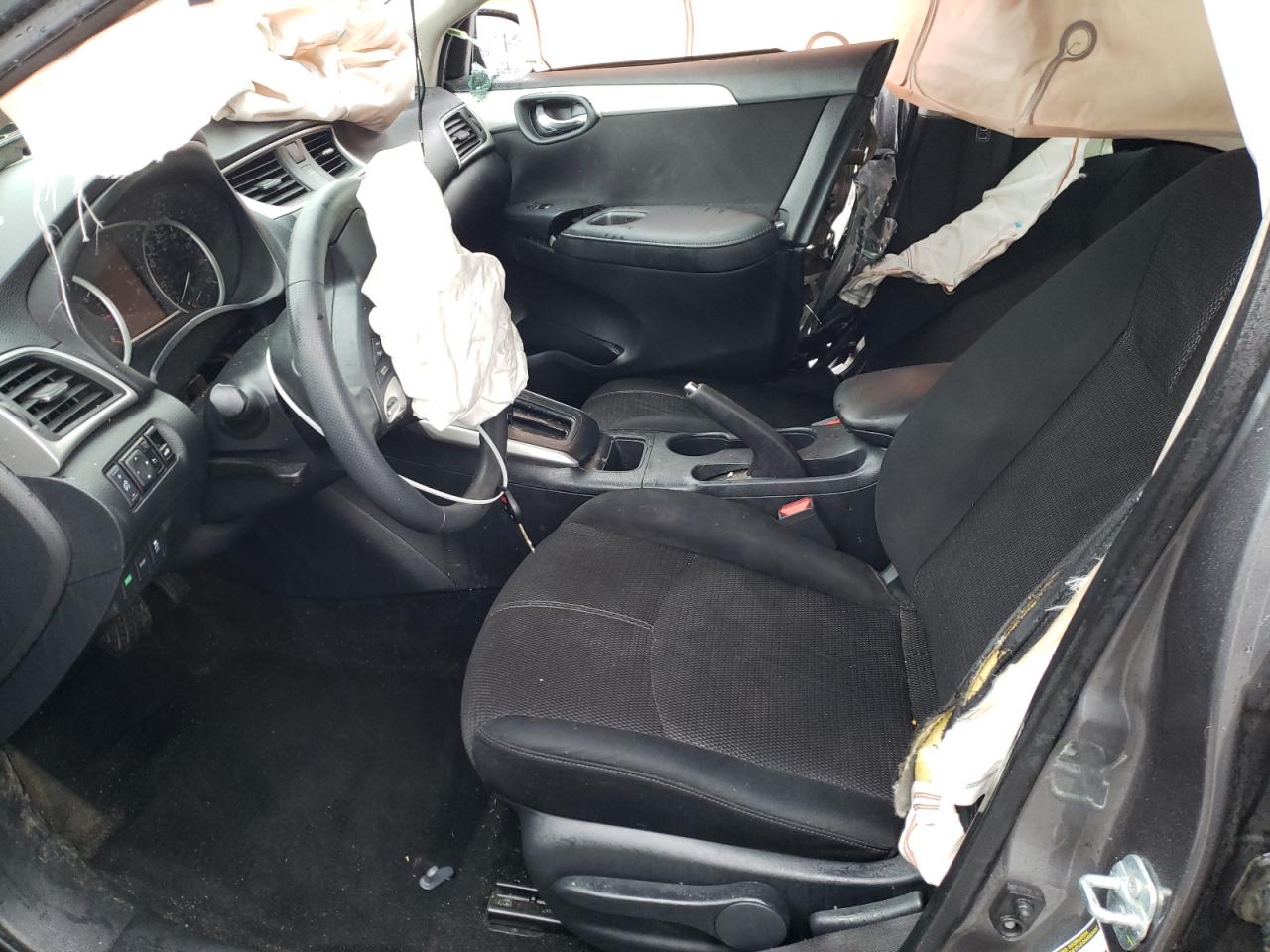 Photo 5 from auction – 2018 NISSAN SENTRA S with VIN 3N1AB7AP1JY306976