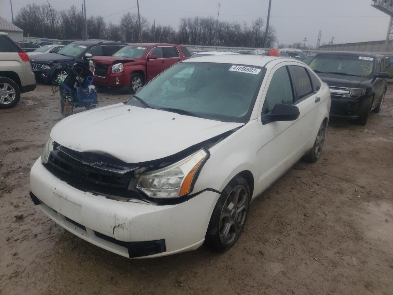 Photo 2 from auction – 2010 FORD FOCUS SE with VIN 1FAHP3FN0AW185321