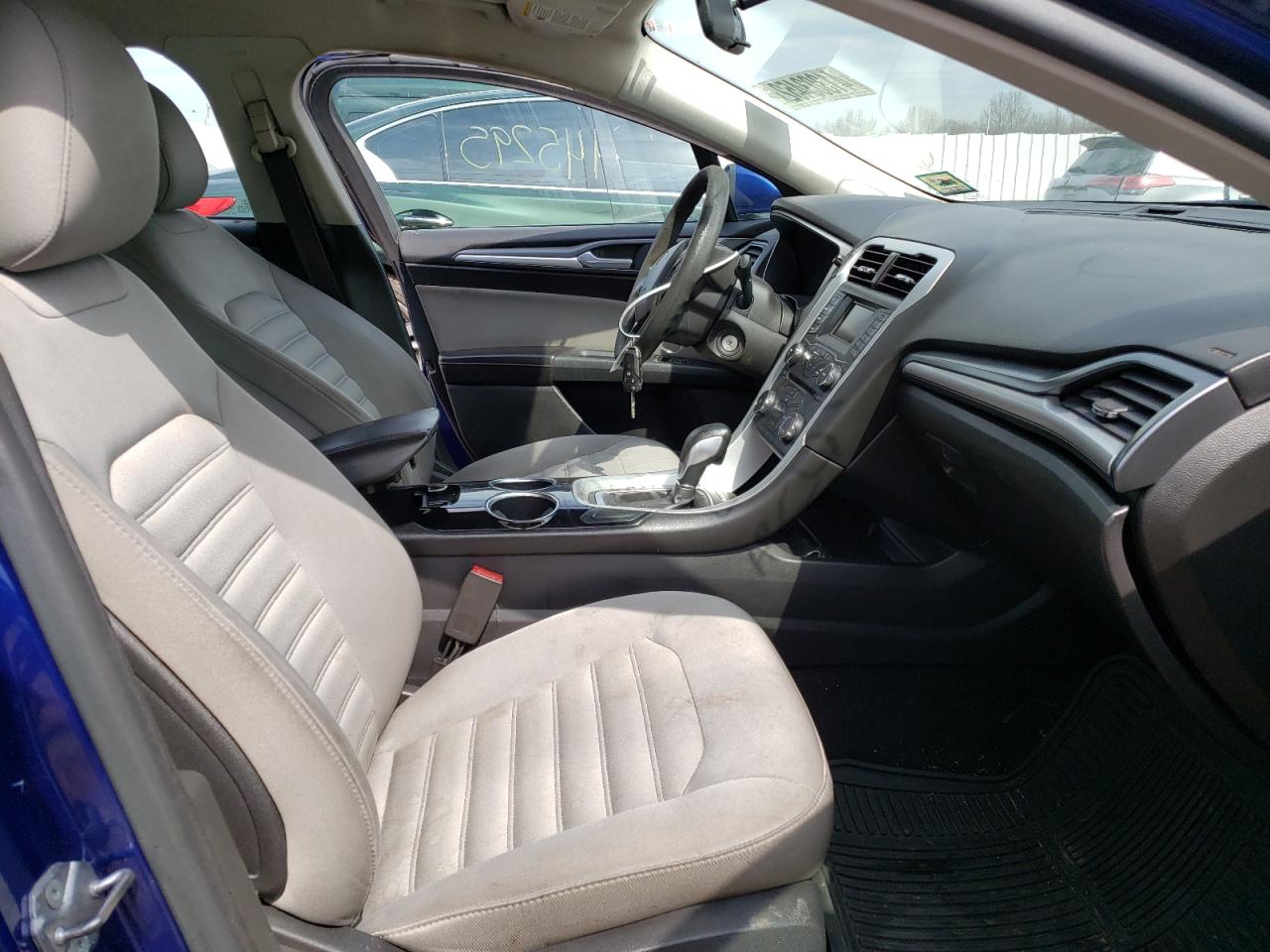 Photo 5 from auction – 2013 FORD FUSION S with VIN 3FA6P0G77DR374609