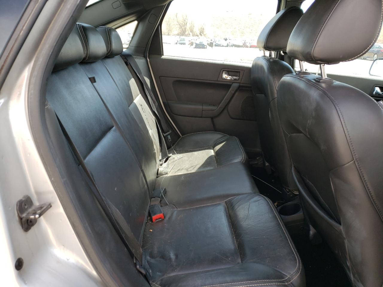 Photo 6 from auction – 2010 FORD FOCUS SES with VIN 1FAHP3GNXAW124380