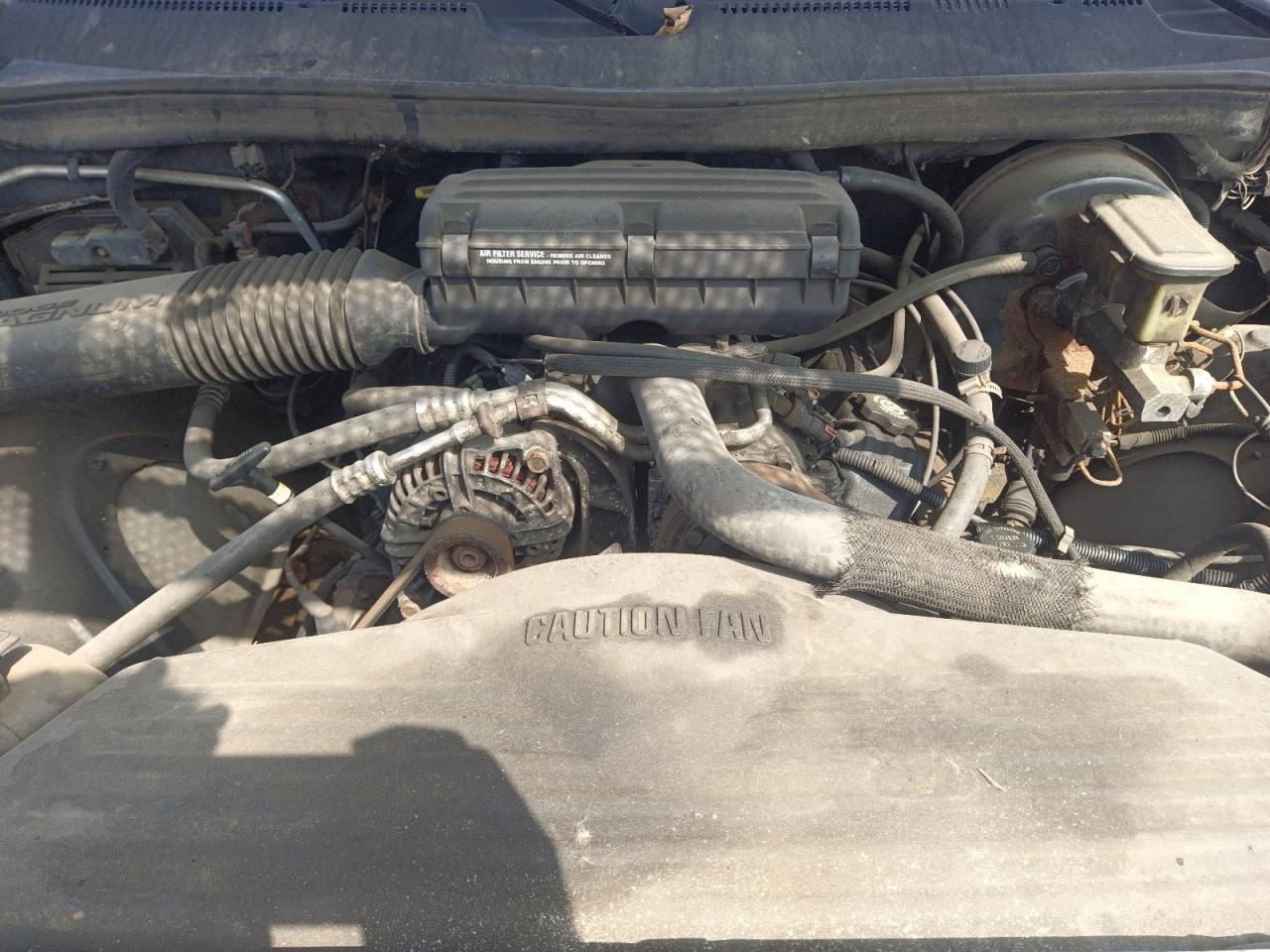 Photo 7 from auction – 2001 DODGE B2500 with VIN 3B7KC23631G745141