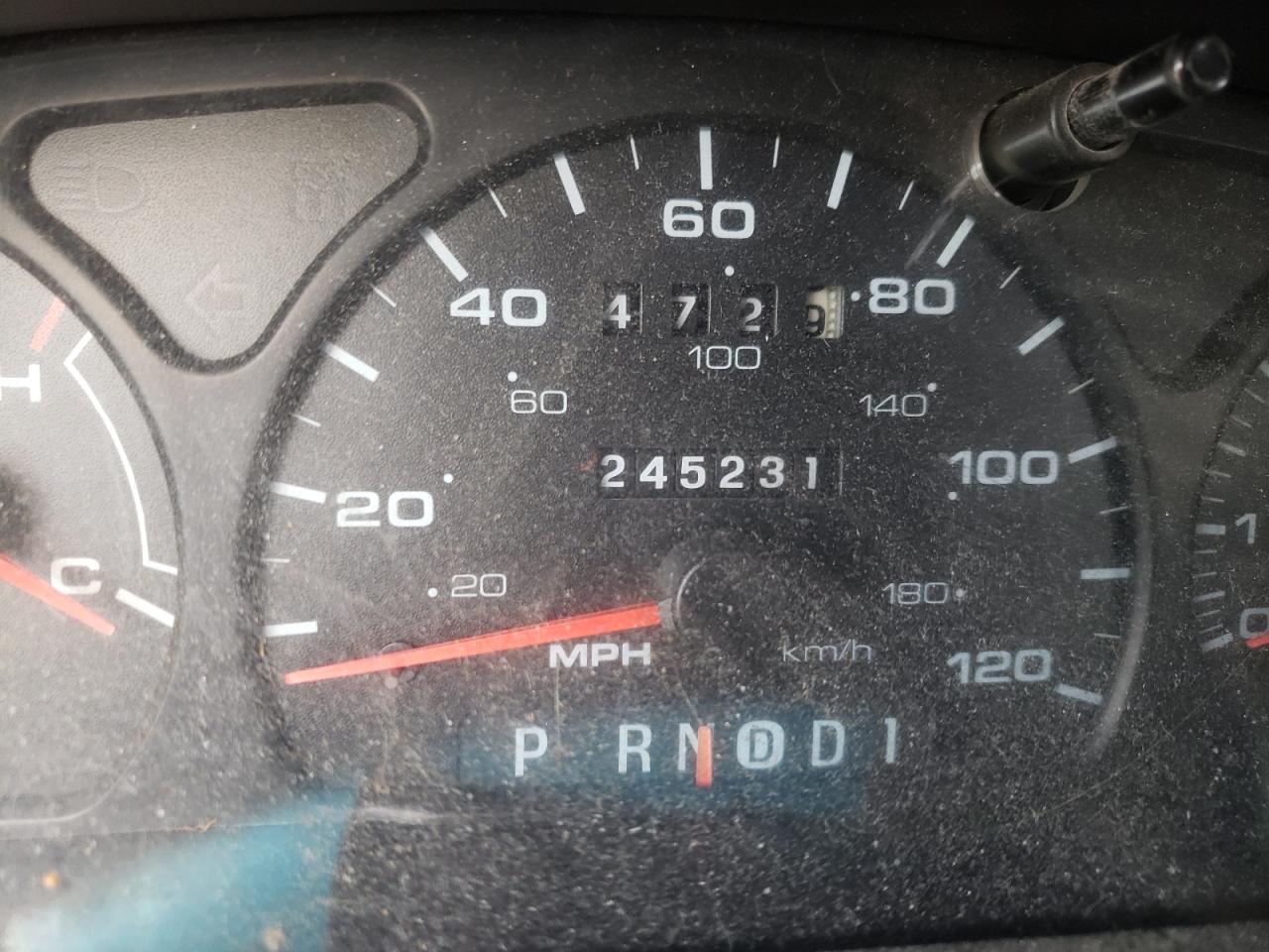 Фото 8 с аукциона – 2002 MERCURY SABLE GS с VIN 1MEFM50U42G628103