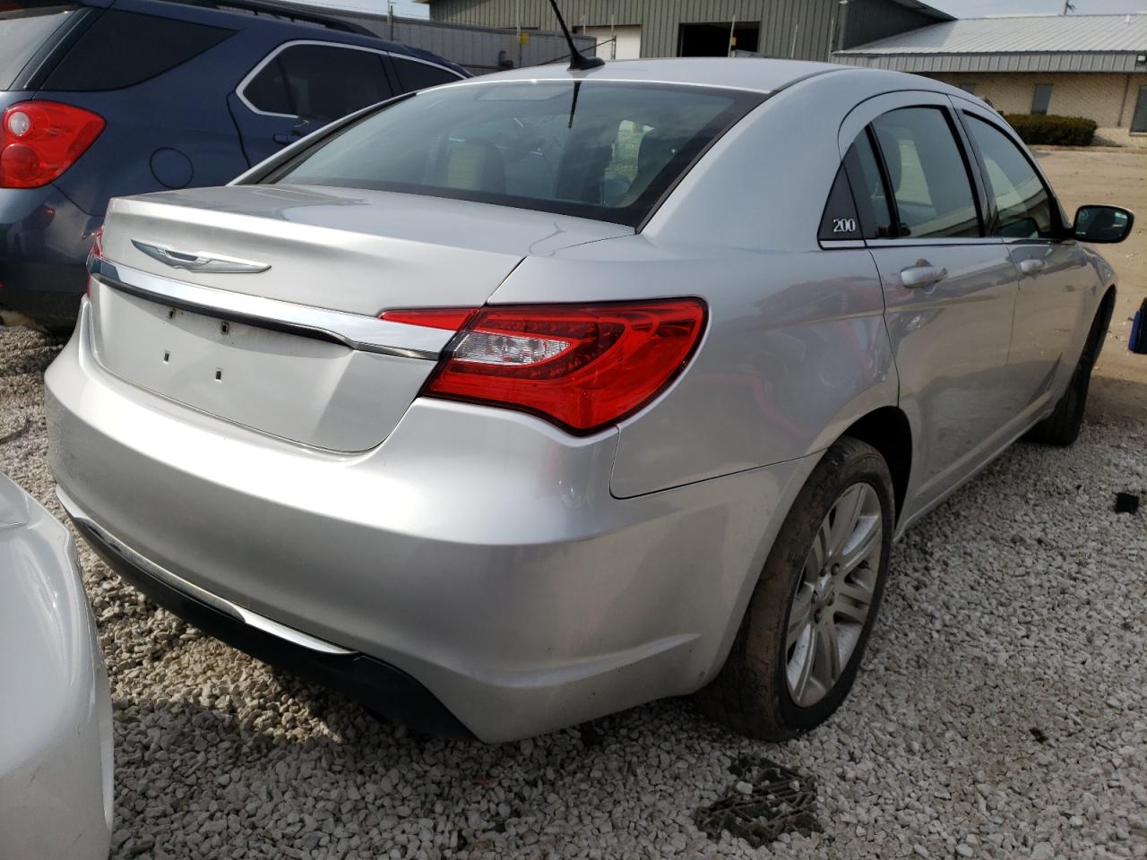 Photo 4 from auction – 2011 CHRYSLER 200 TOURIN with VIN 1C3BC1FG0BN609738