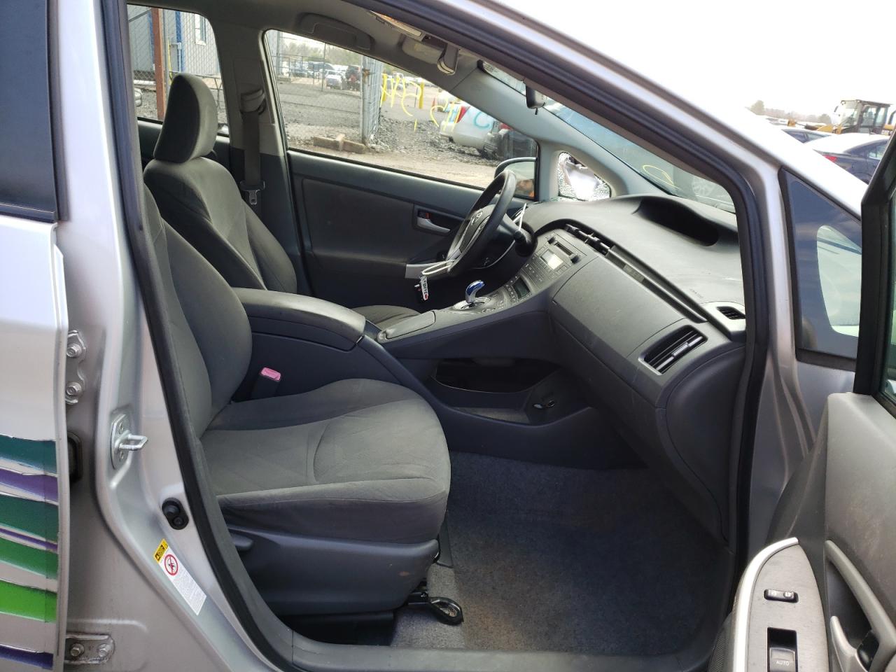 Zdjęcie 5 z aukcji – 2011 TOYOTA PRIUS z VIN JTDKN3DU3B1400849