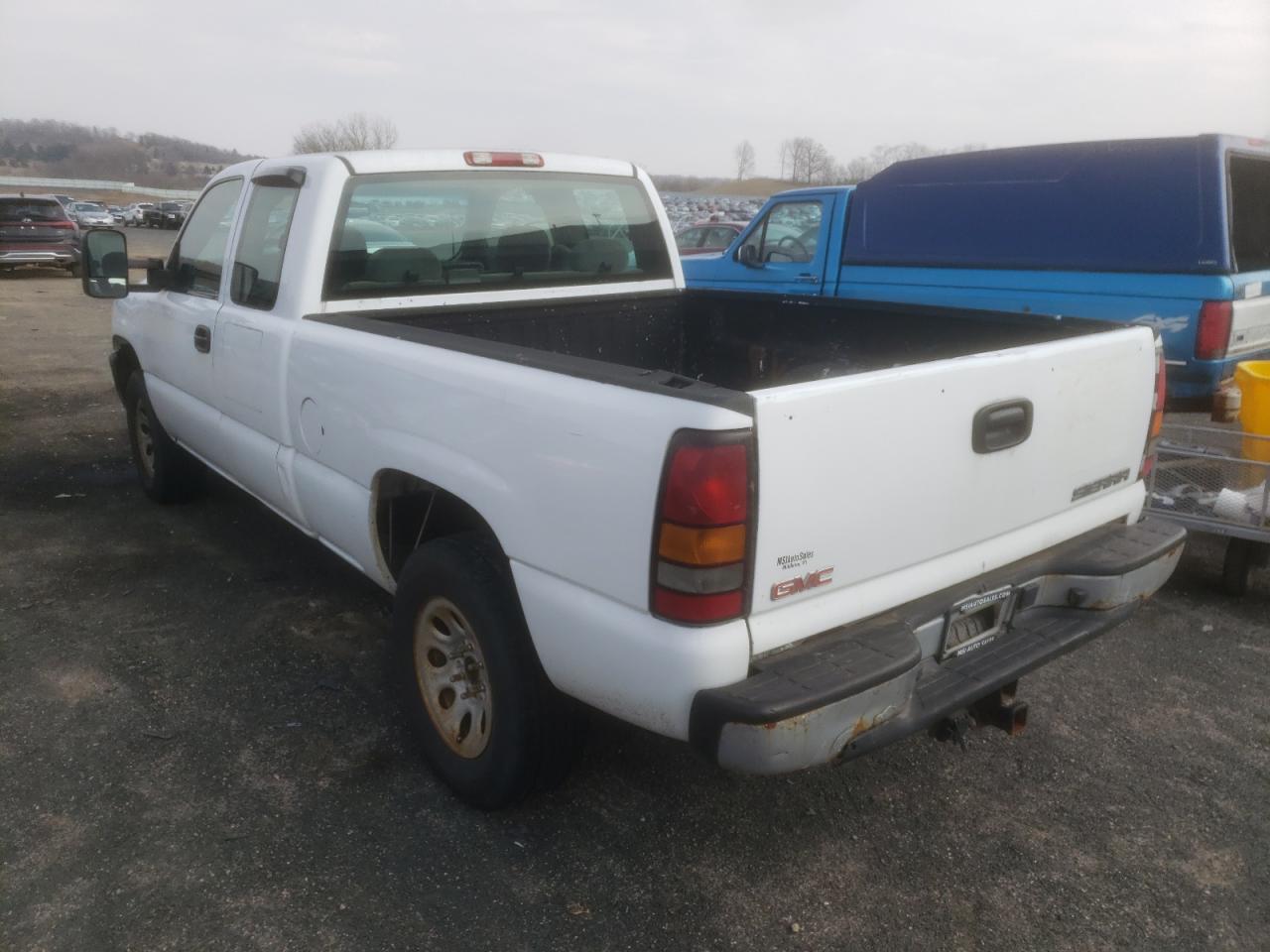 Photo 3 from auction – 2006 GMC NEW SIERRA with VIN 1GTEK19B46Z244555
