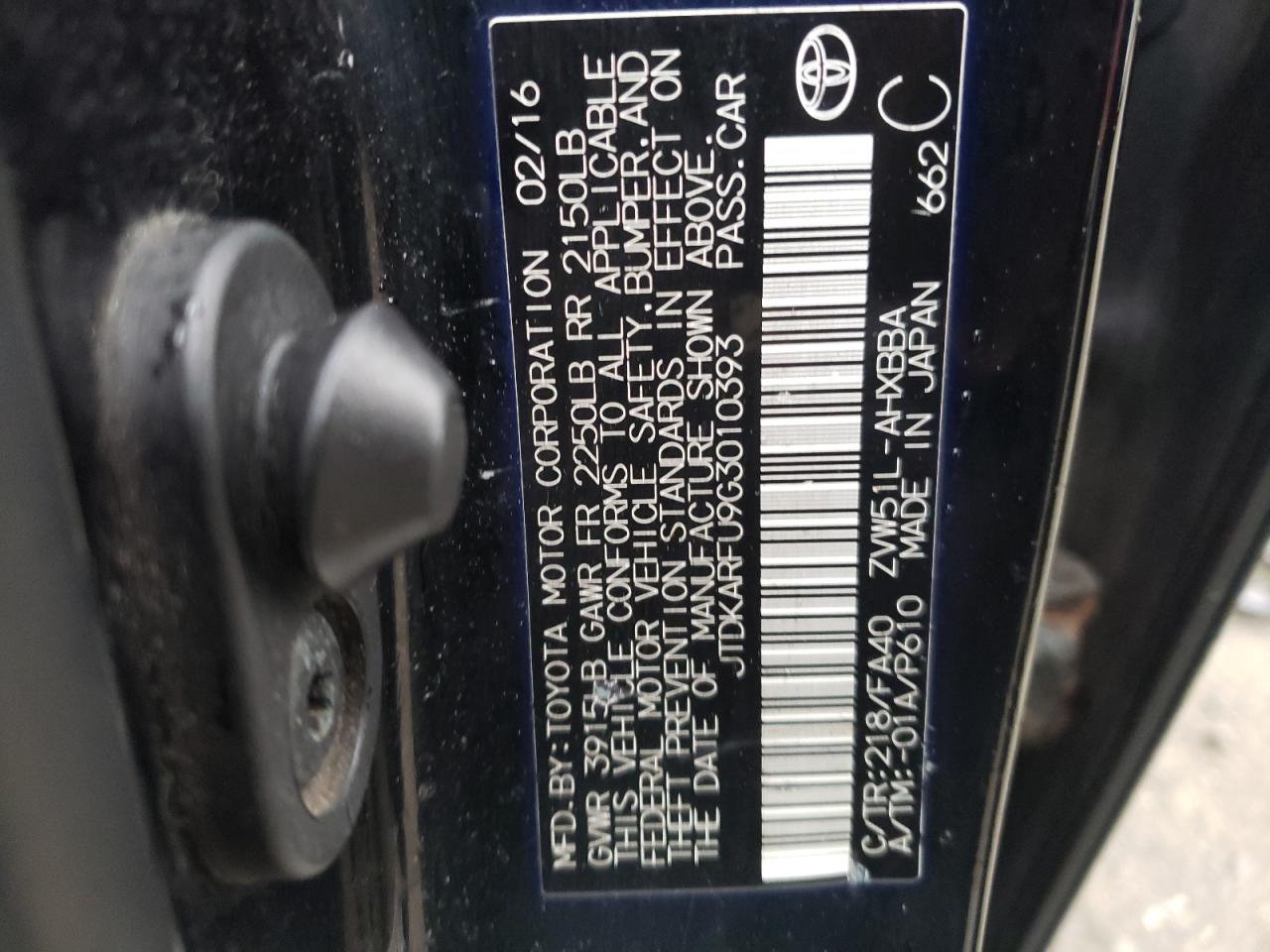 Photo 10 from auction – 2016 TOYOTA PRIUS with VIN JTDKARFU9G3010393