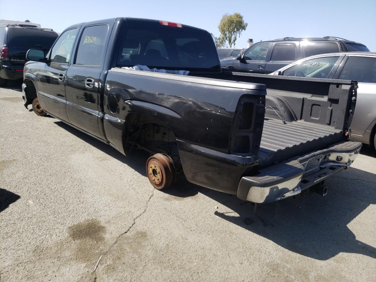 Photo 3 from auction – 2006 CHEVROLET SILVERADO with VIN 2GCEC13T961207265